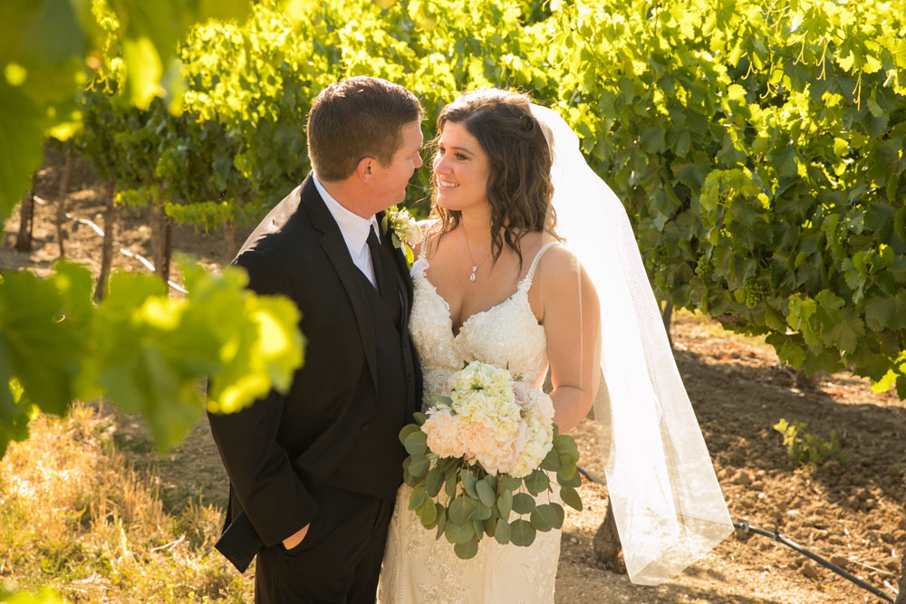 Paso Robles Wedding Photographer Villa San Juilette Vineyard and Winery 093.jpg