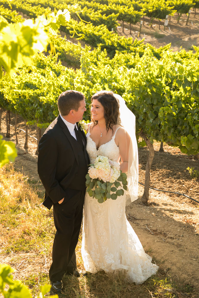 Paso Robles Wedding Photographer Villa San Juilette Vineyard and Winery 094.jpg