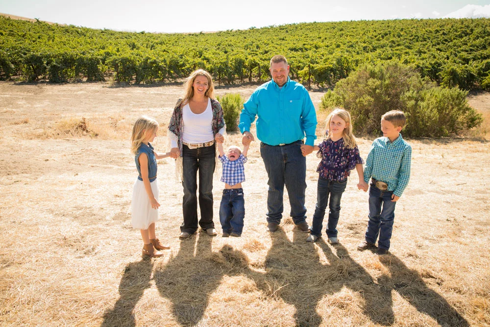 Paso Robles Family Photographer Holiday Mini Sessions 054.jpg