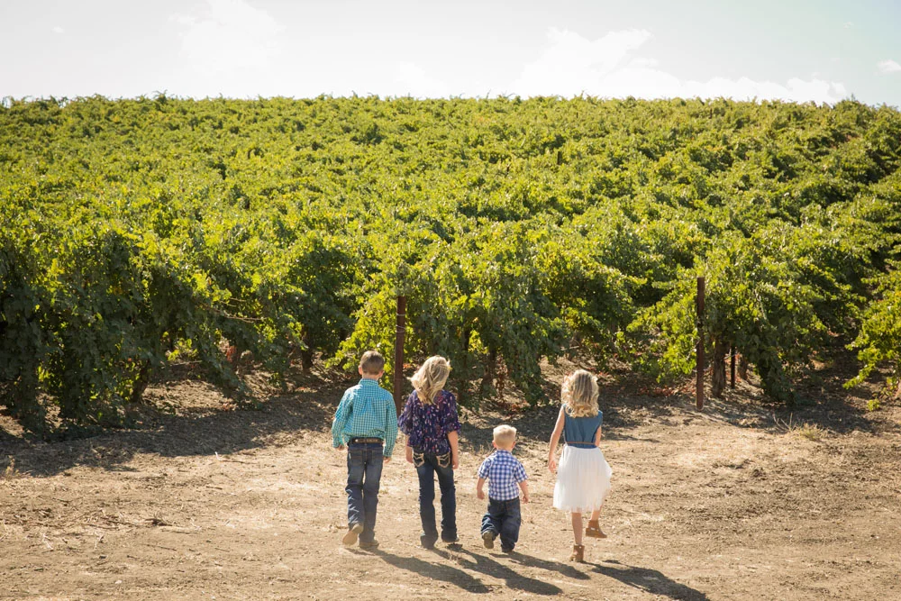 Paso Robles Family Photographer Holiday Mini Sessions 057.jpg