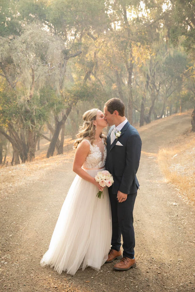 Linne Calodo Vineyard Wedding 081.jpg