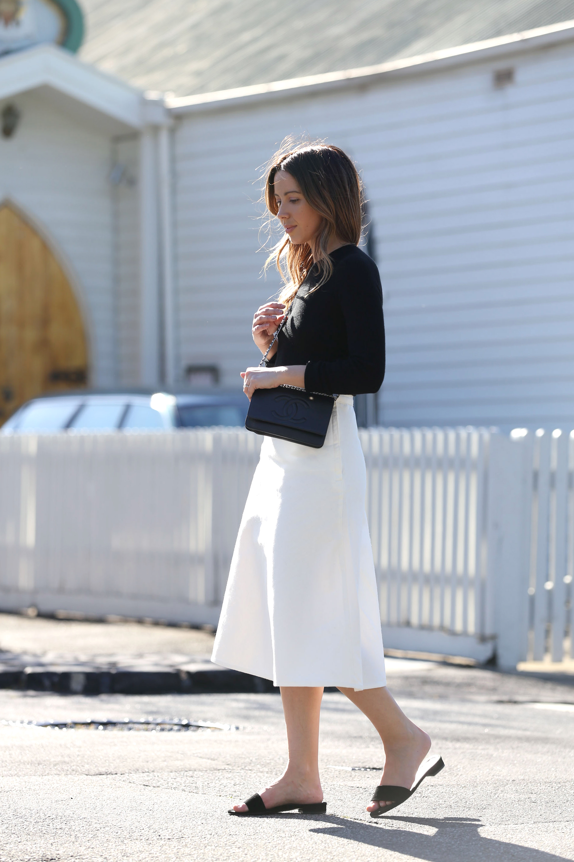 FriendInFashion_Uniqlo_MonochromeStreetStyle_3.jpg