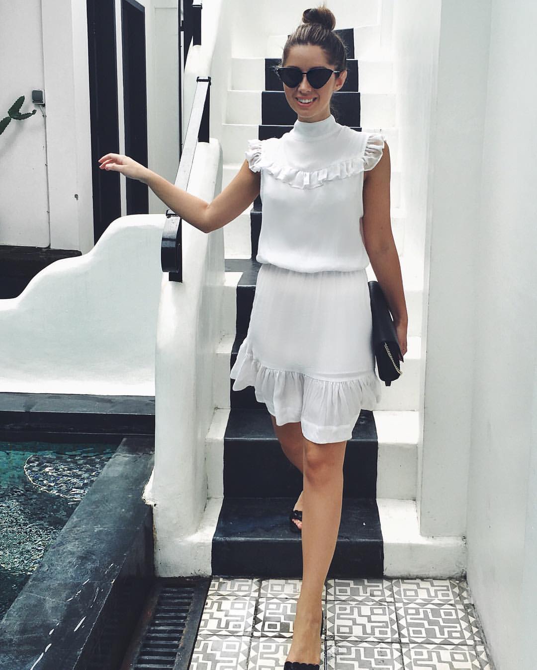 Friend in Fashion in Bali.jpg
