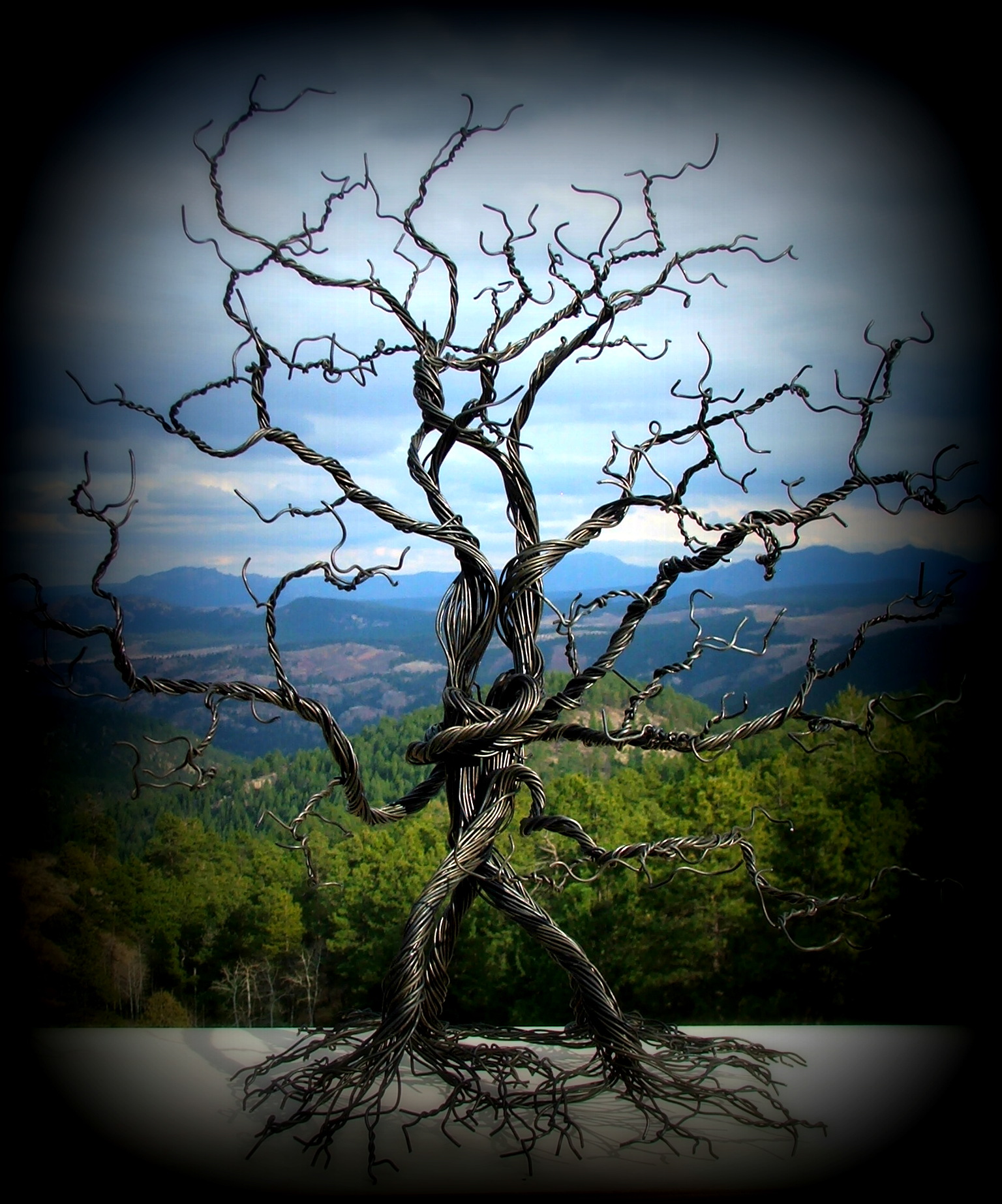 tree of life lovers wire tree with a view.jpg