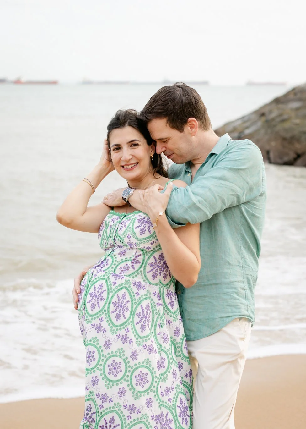 maternity-session-east-coast-beach-singapore-gulce