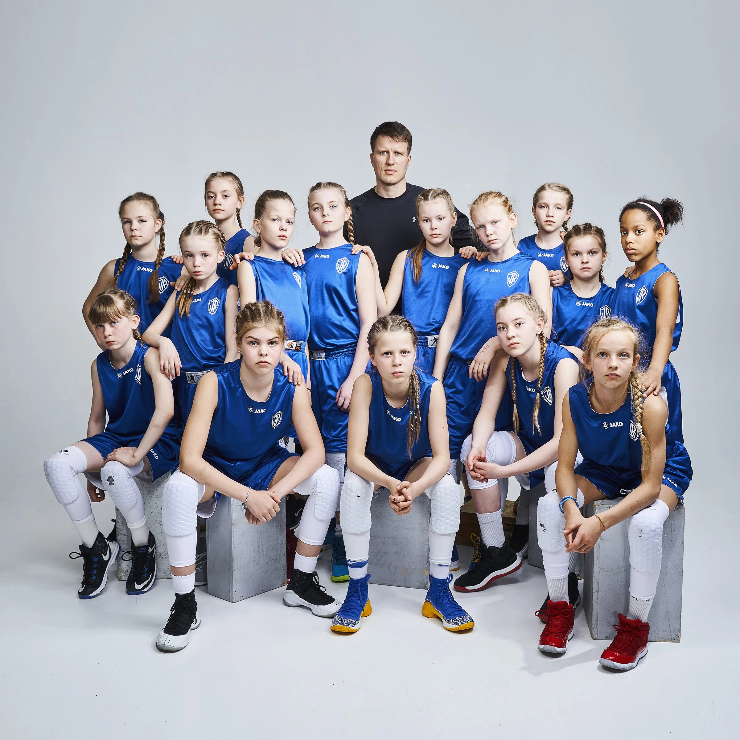 _Raise The Bar_3.jpg