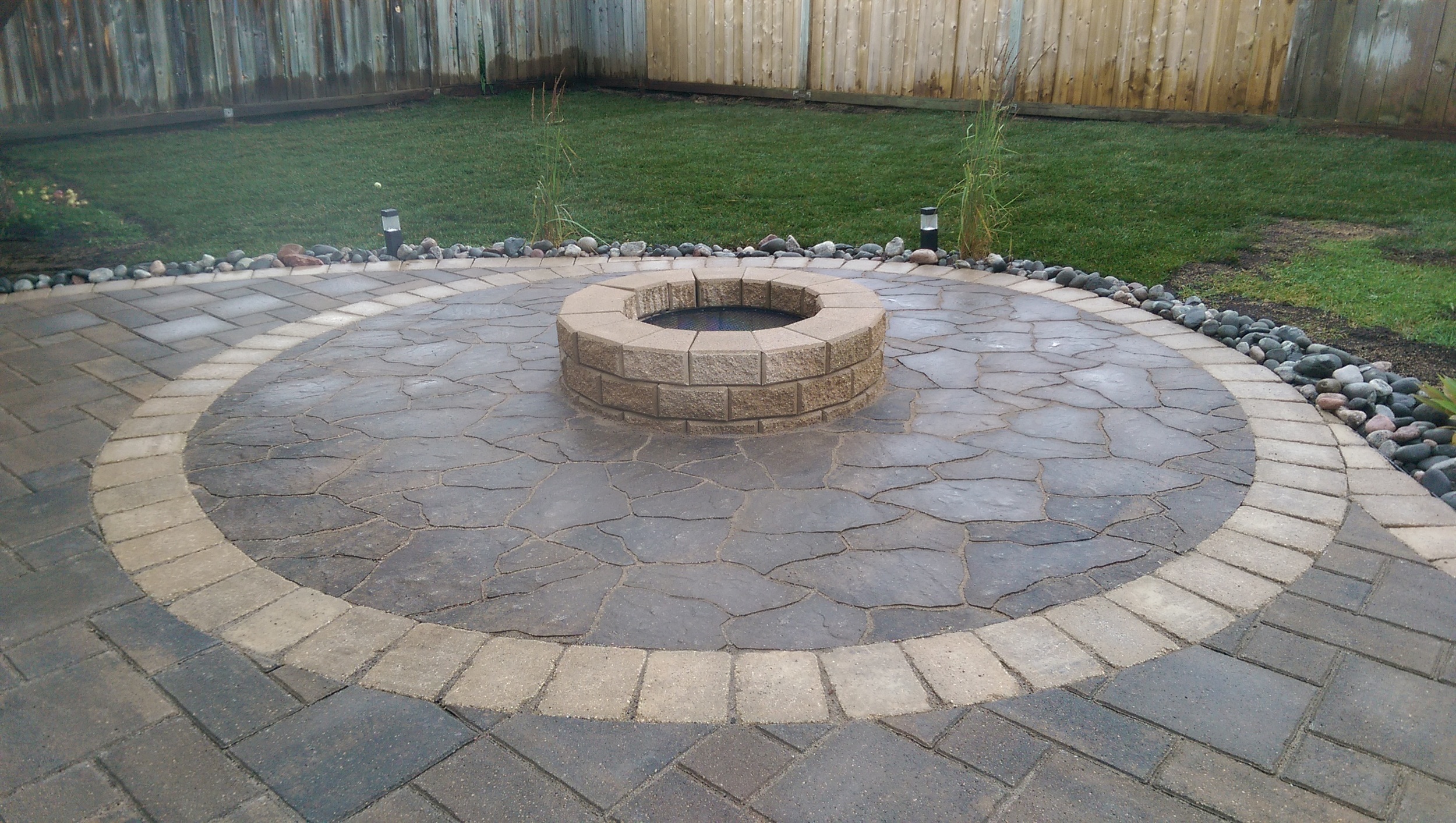 Barkman Verano/Flagstone Patio