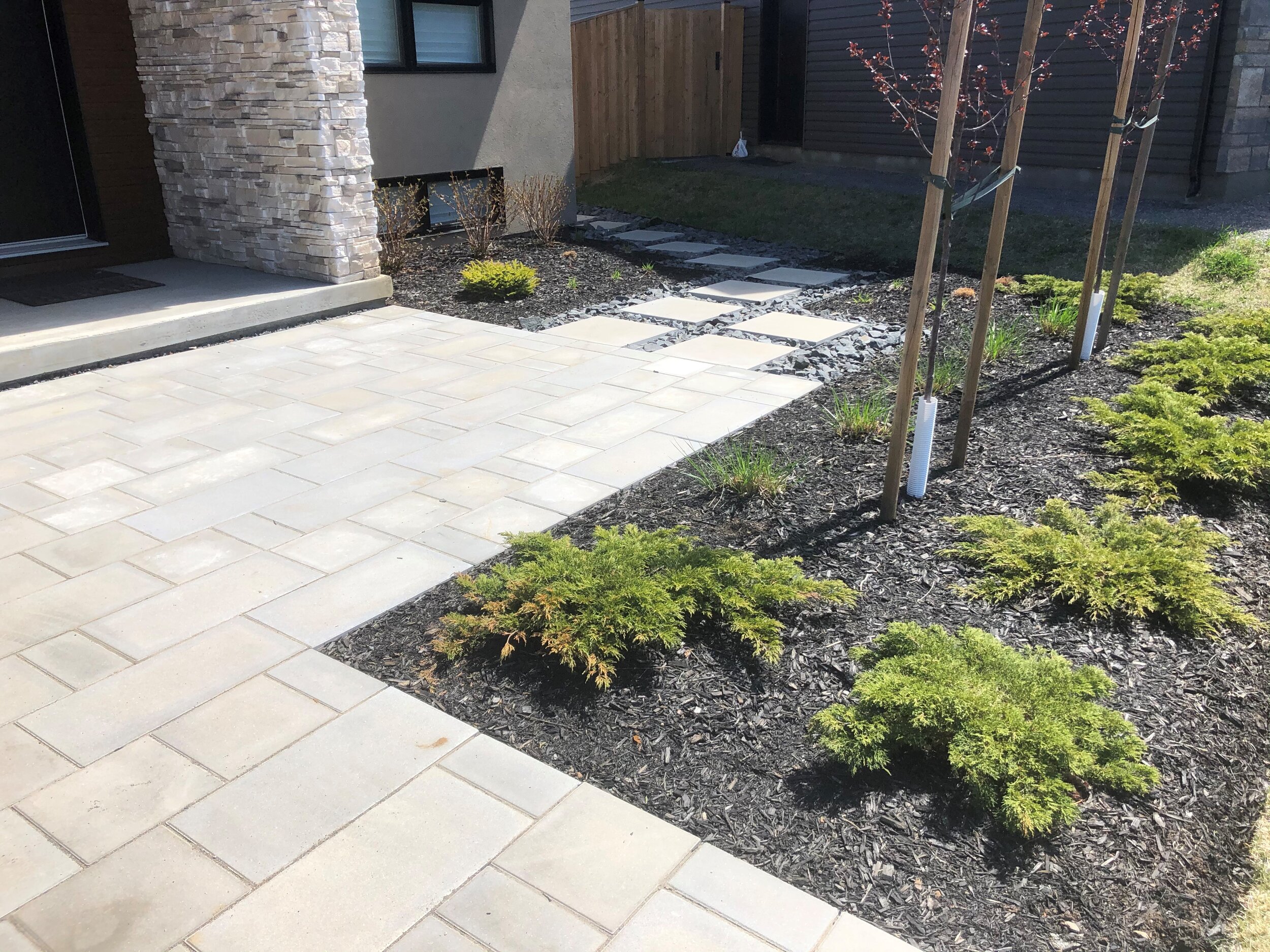 Broadway Paver Drive and Front Landing