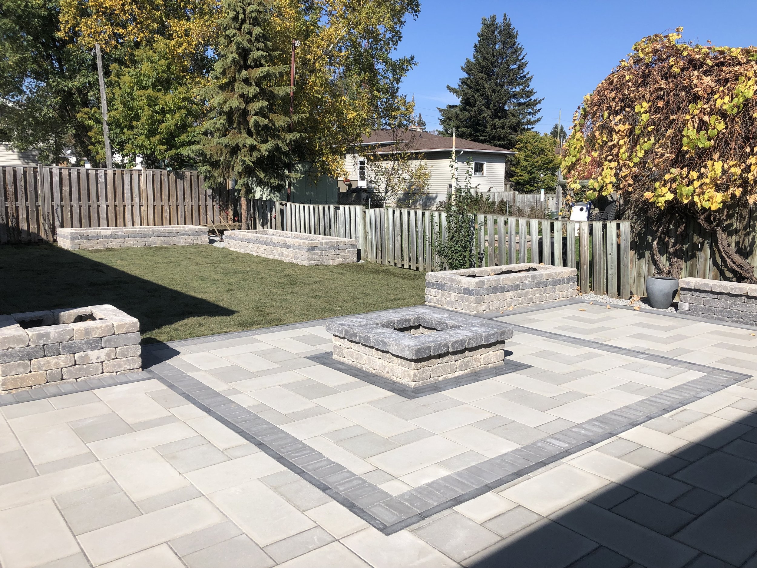 Barkman Broadway Pavers with Nordic Stone and Techobloc Border