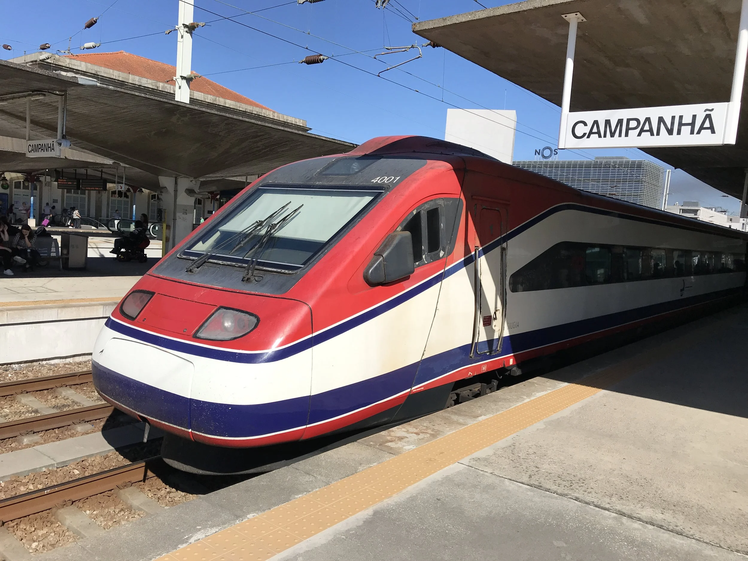  We arrived at the Campanhã train station outside of Porto. 