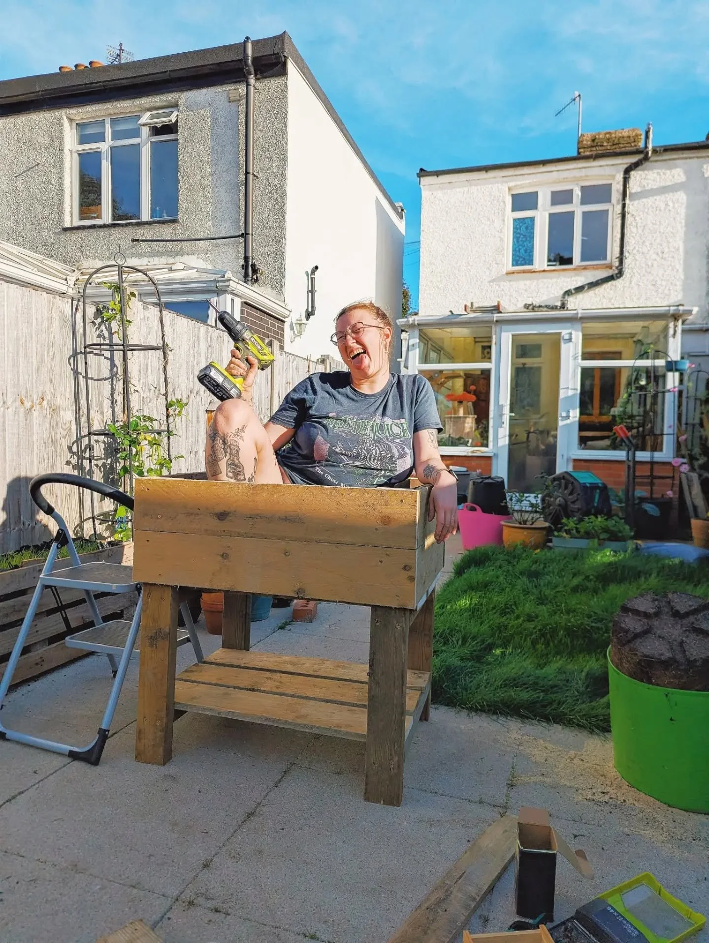 Another day, another garden build 🥳 Just one or two more planters to make and then we're fully ready for next season and you bet I'll be bringing you guys along with me ❤️ I'm seriously locking in as I would love to grow all our veg for the summer. 