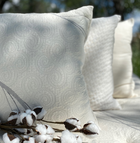 Natural Shredded Latex Decorative Pillow Inserts
