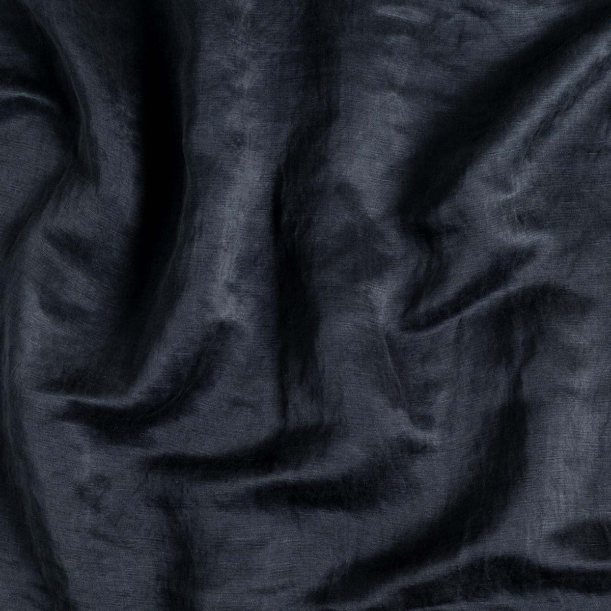 Charmeuse-in-Midnight-Swirl.png