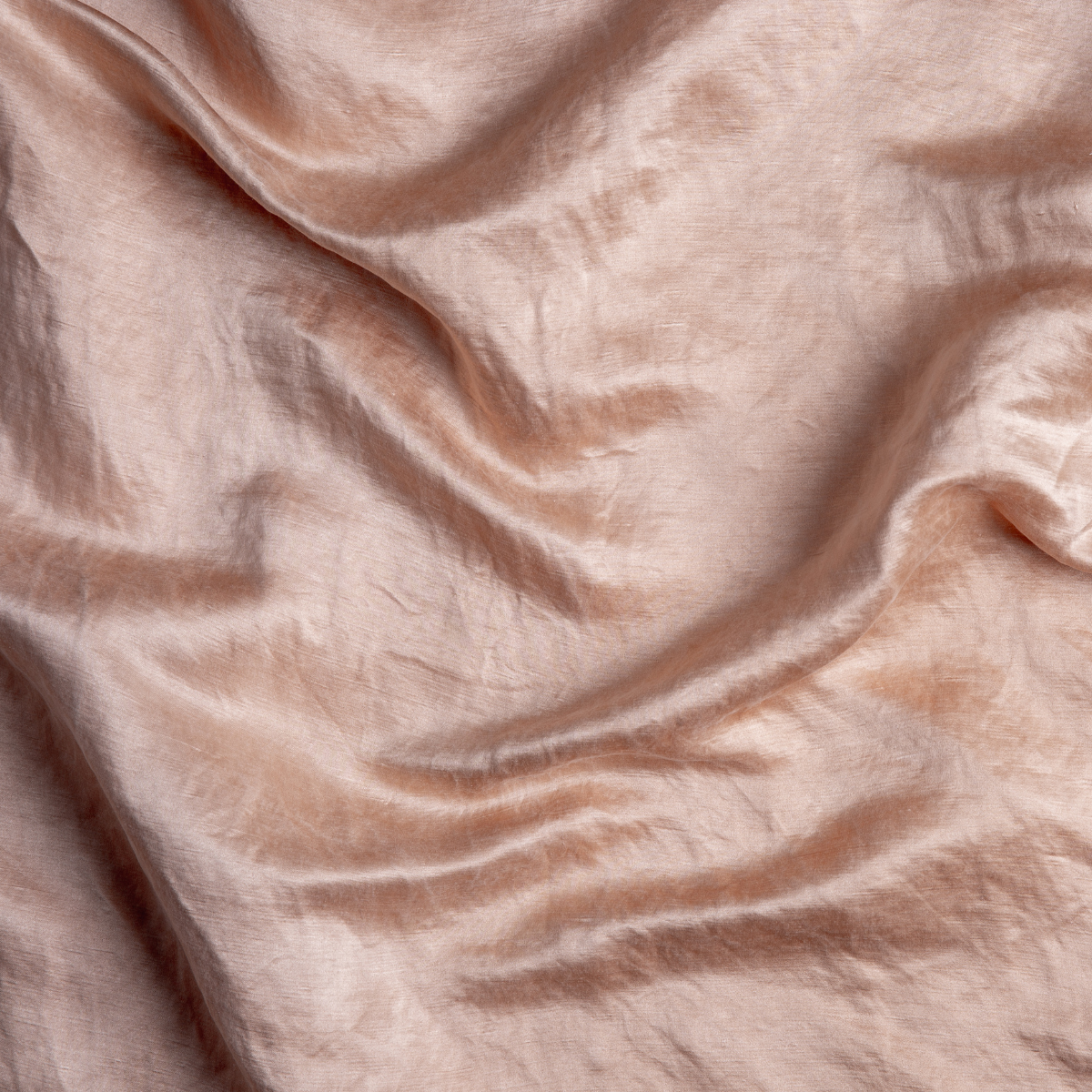 Charmeuse-in-Rouge-Swirl.png