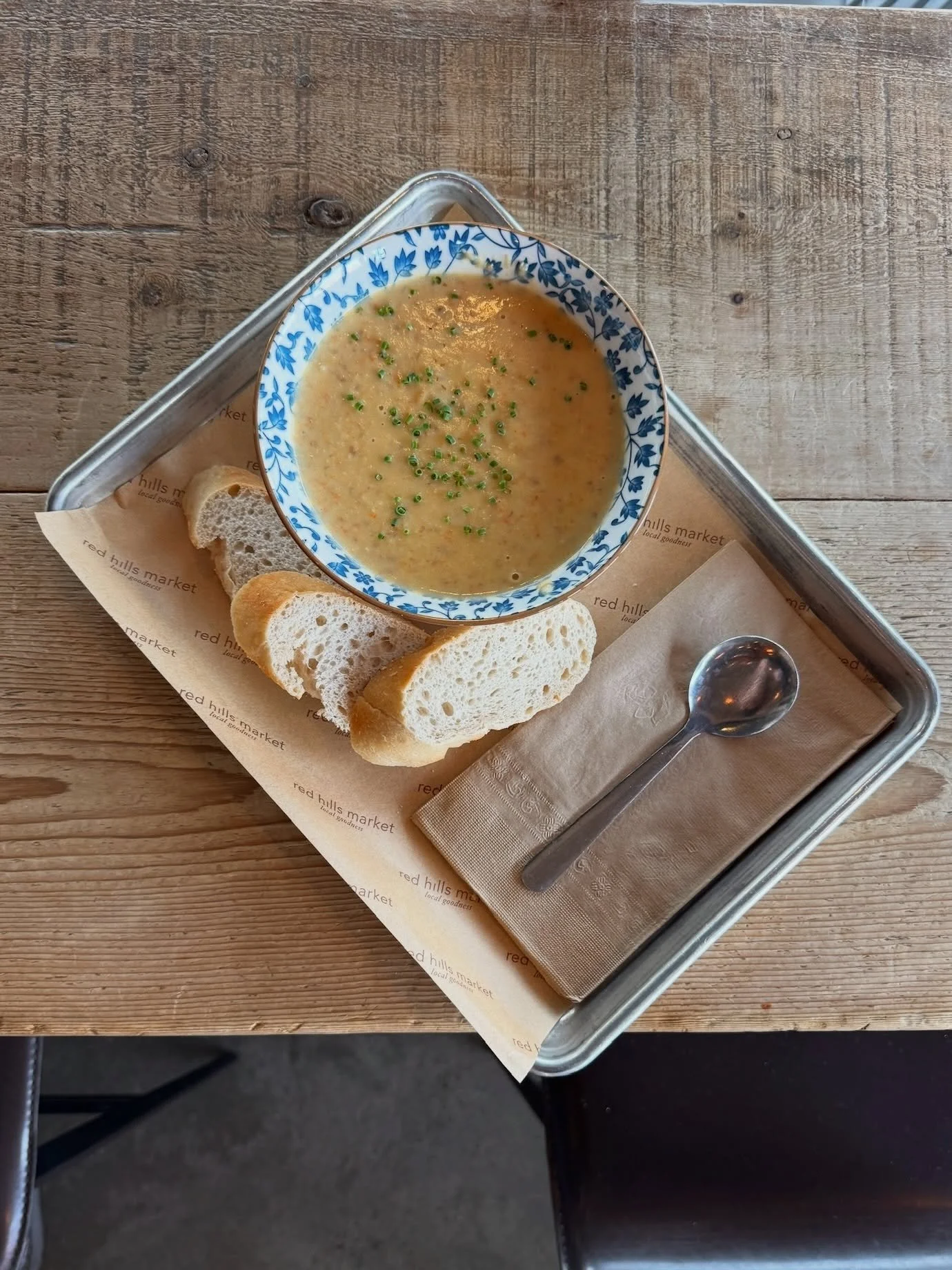 We simply love soup!

Our team is always dreaming up something hot and new, so ask what the soup special is next time you stop by.

#soupseason #redhillsmarket #dundeeoregon #localgoodness