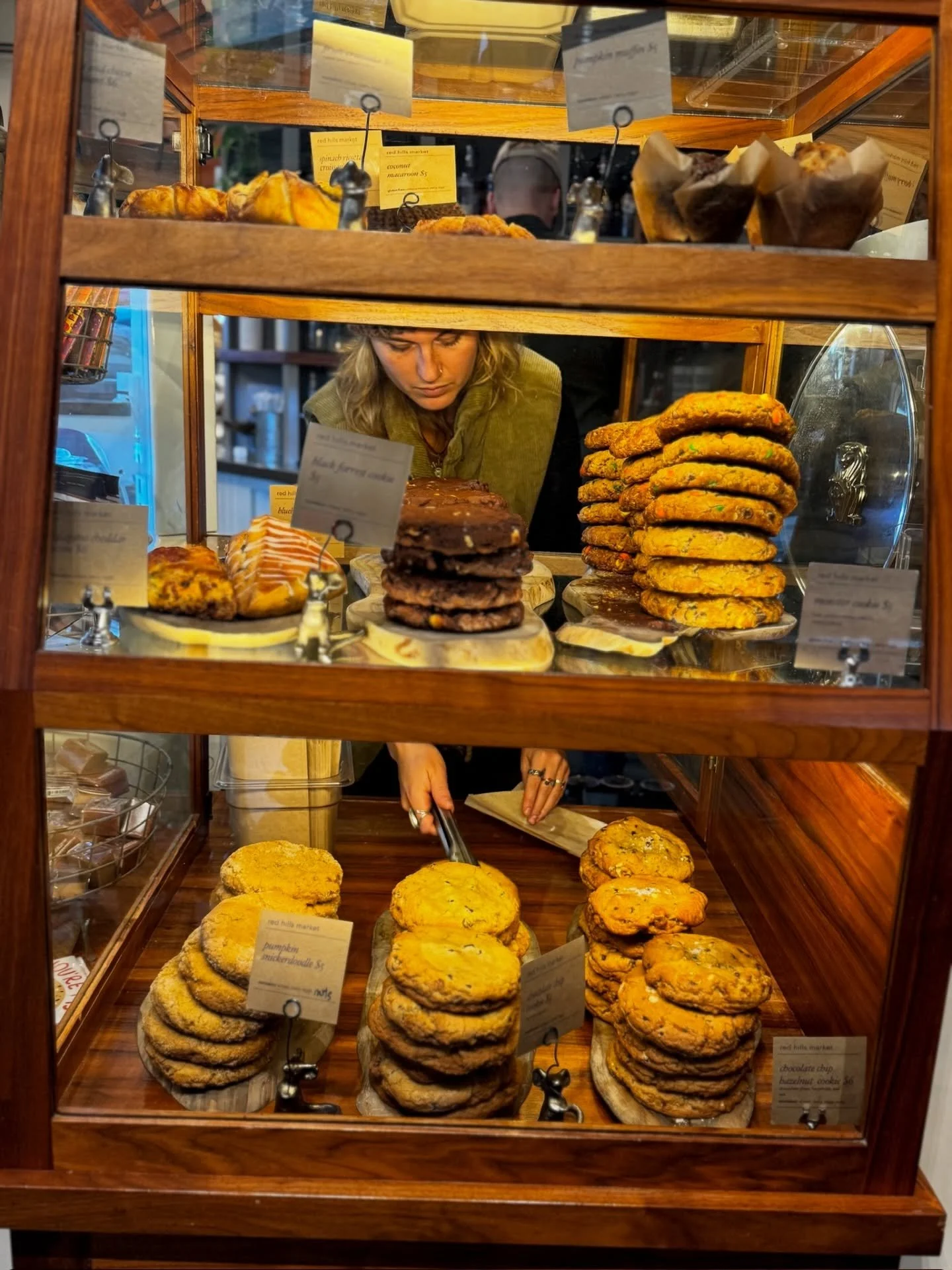 We stock our bakery case every day with fresh homemade goodies. AND they sell out fast, so make sure you stop by early in the day!

#homemadecookies #monstercookie #redhillsmarket