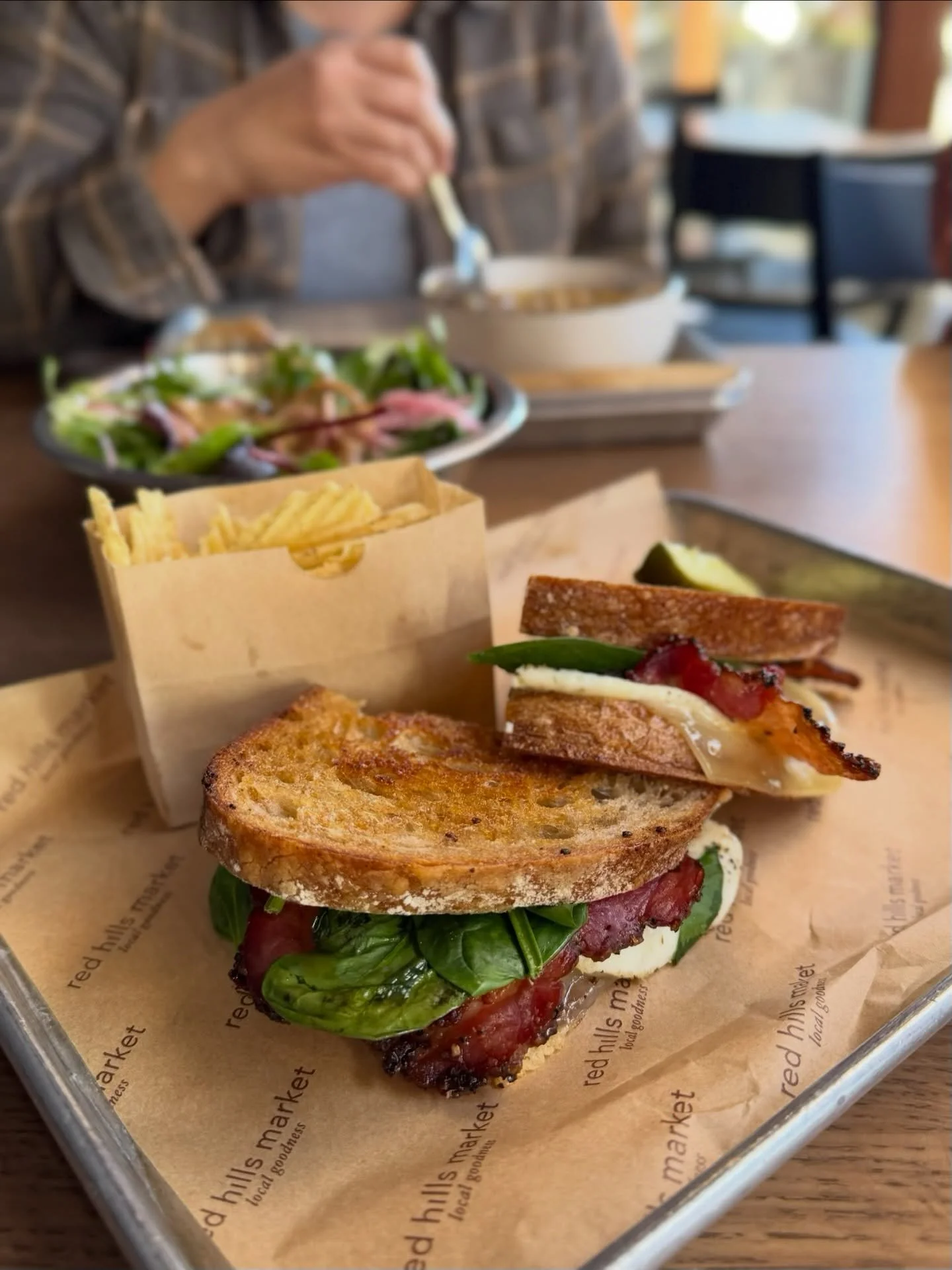 Not a morning person?

Don&rsquo;t worry, breakfast sandwich is back all day on the menu, just like the good ole days!

We know, we are just as excited as you are.

#redhillsmarket #breakfastfordinner #breakfastsandwich #dundeeoregon #localgoodness