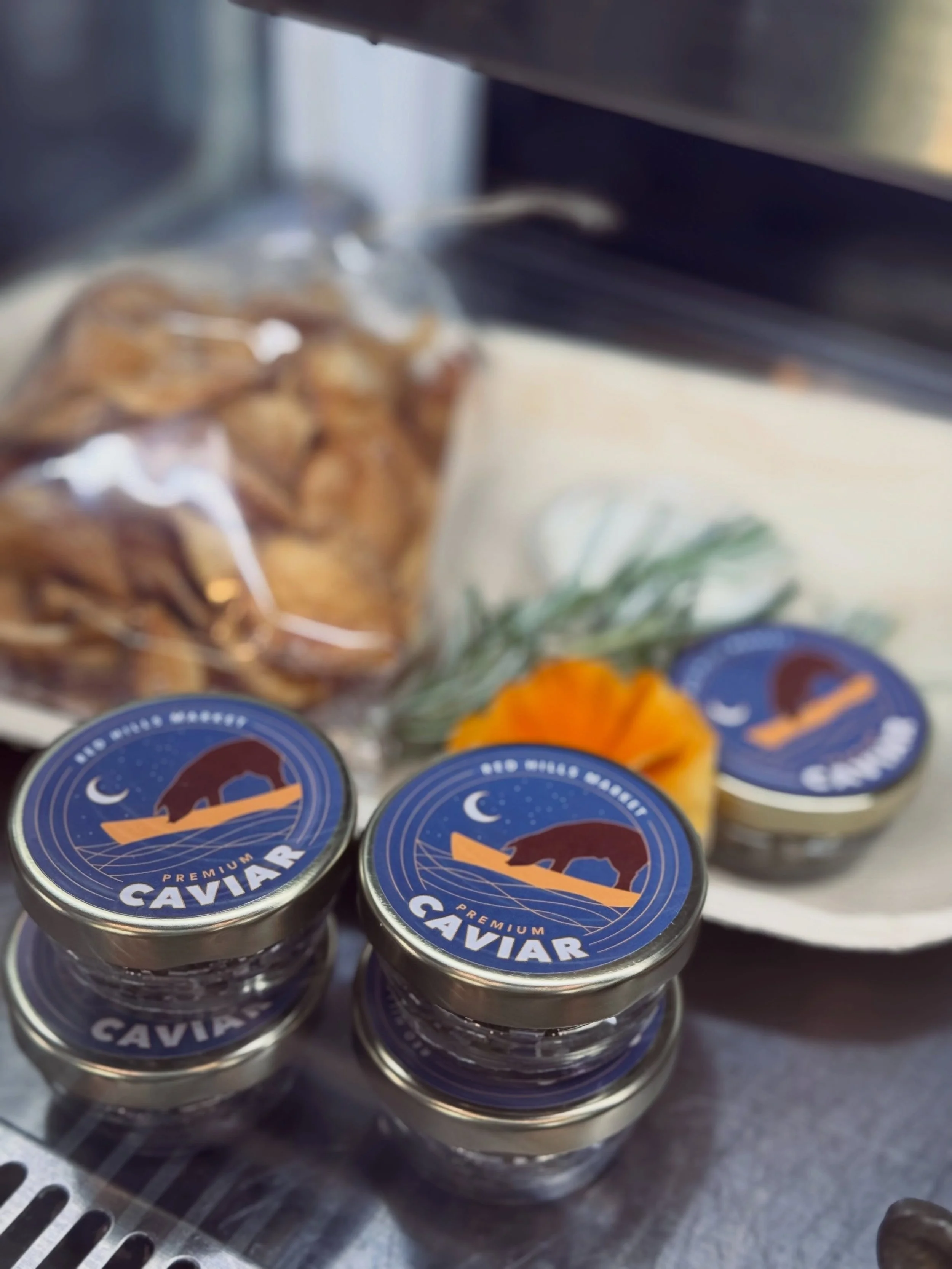 Meet Fancy Goodness!

Our caviar collab with @osetra_caviar served with house salt and vinegar chips and cr&egrave;me fraiche