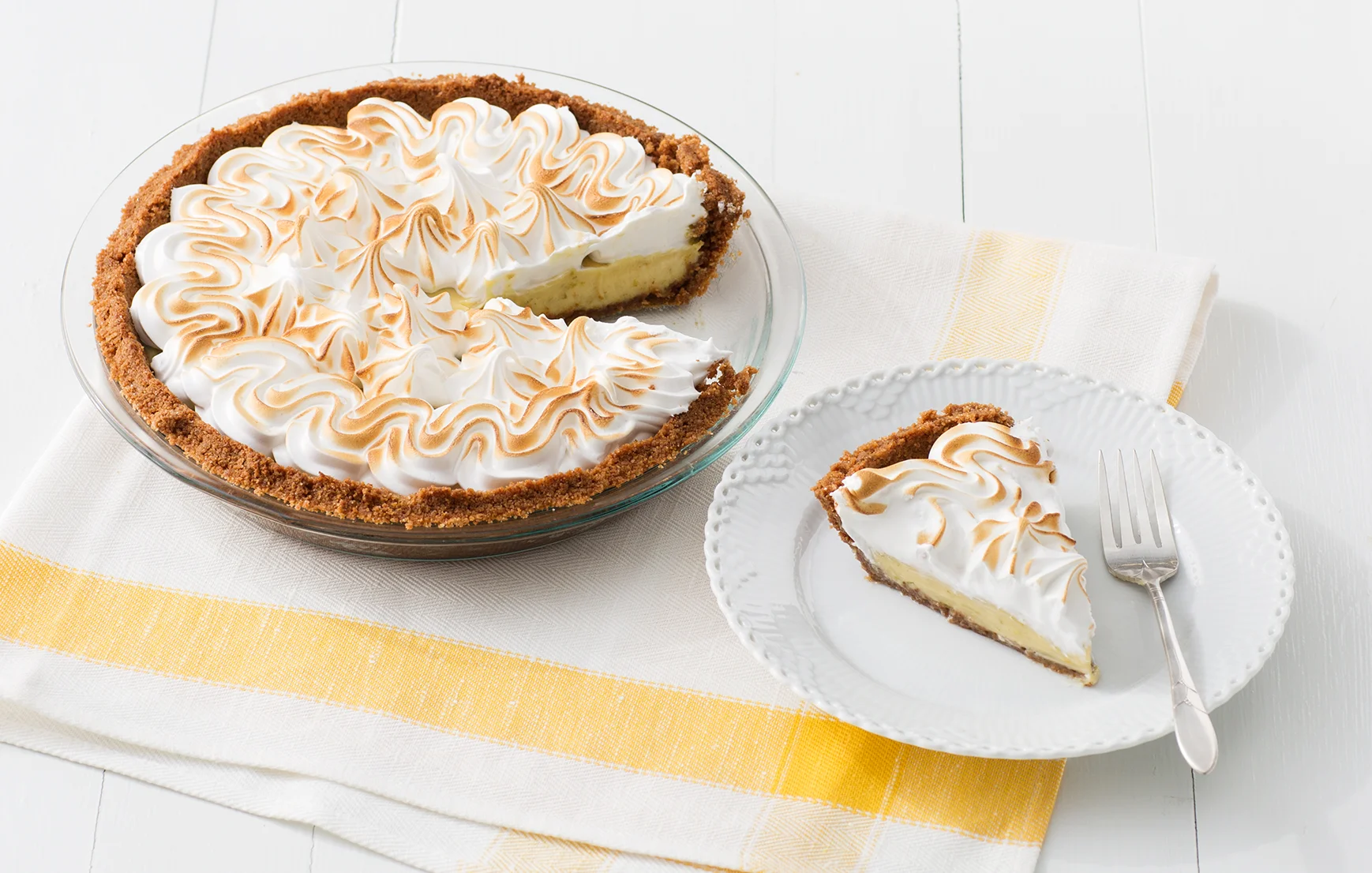 D110936-key-limev-pie-104.jpg
