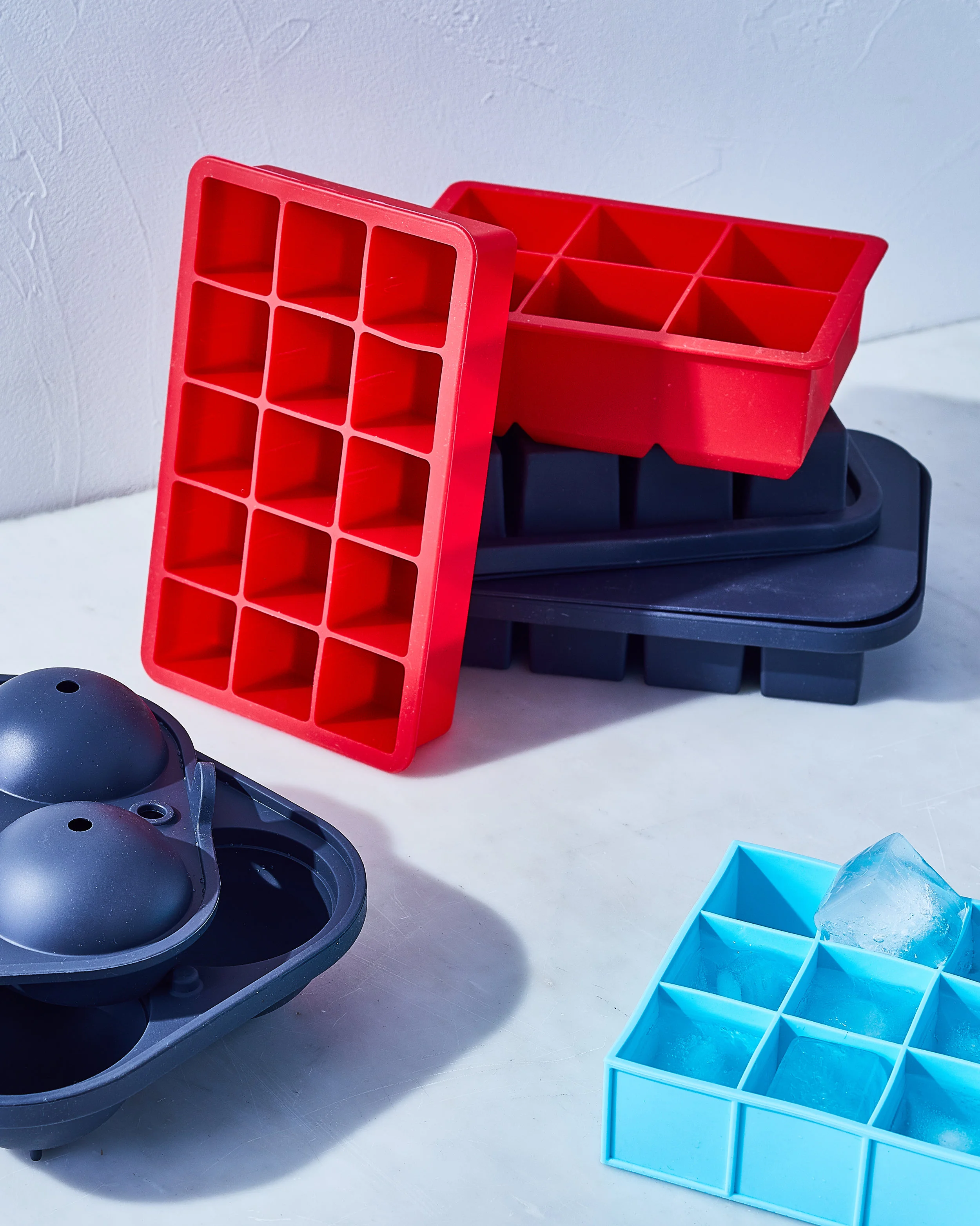 ice-cube-trays-01-7002583 1.jpg