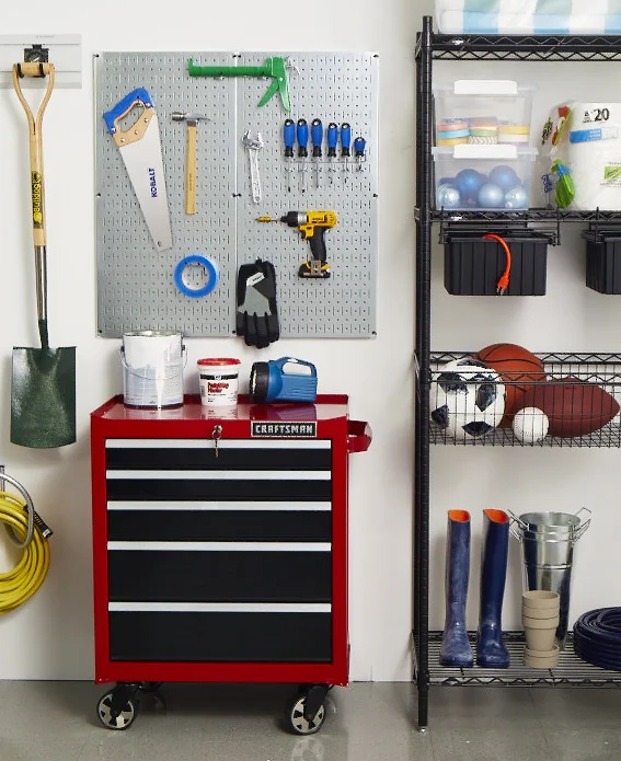 022118_RealSimple_Garage_130.jpg