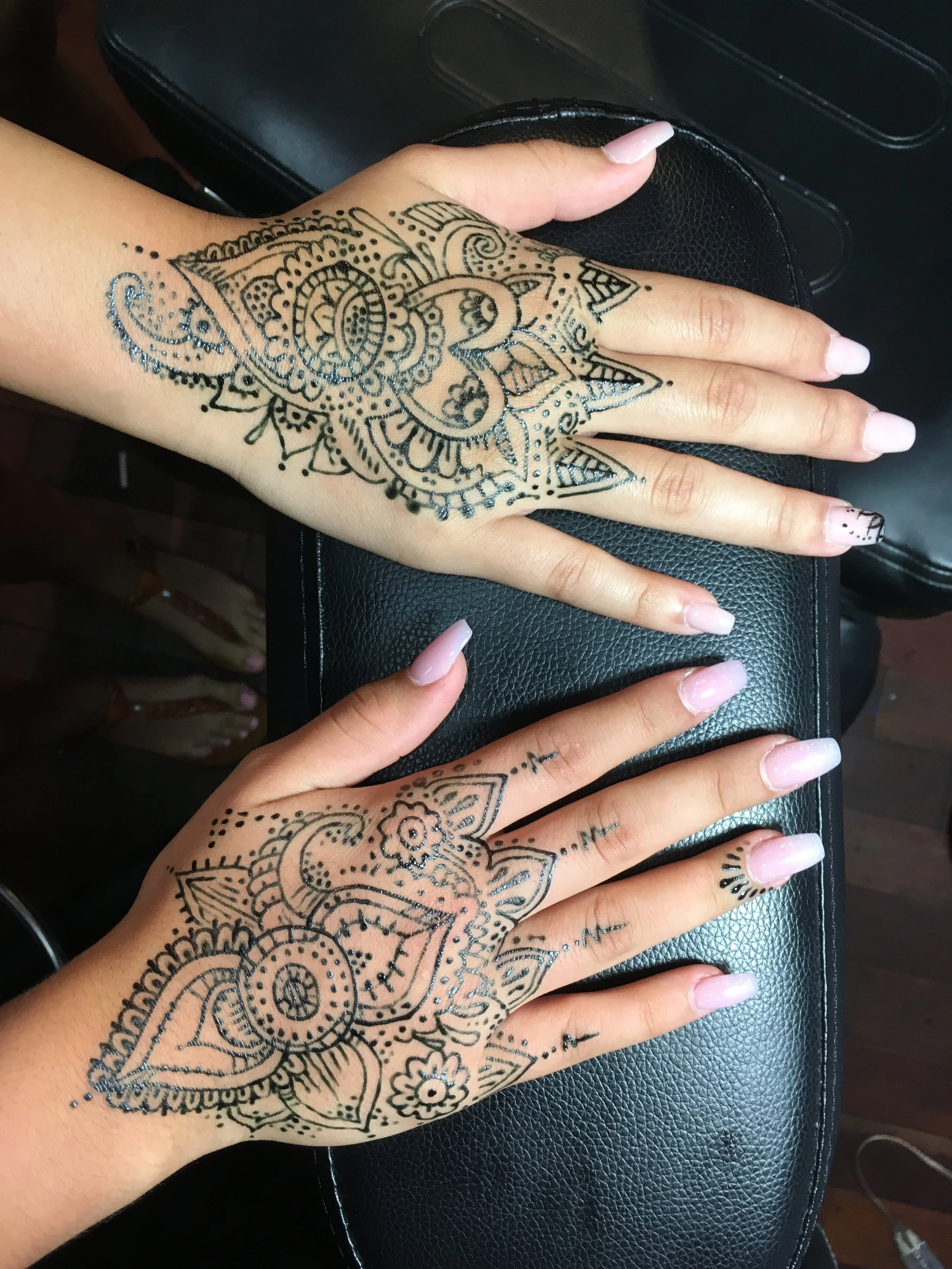 HENNA26.JPG