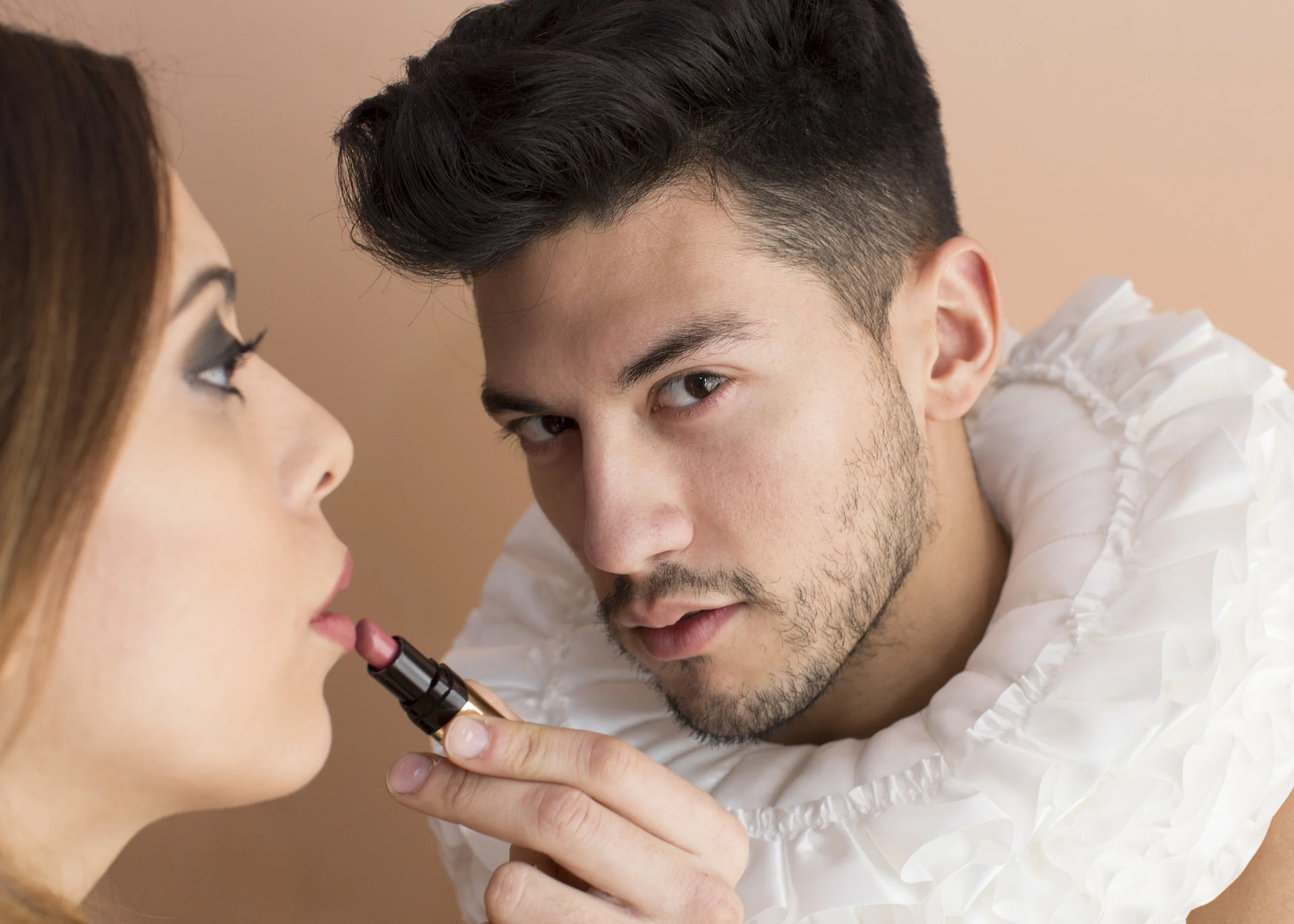 collar lipstick.jpg