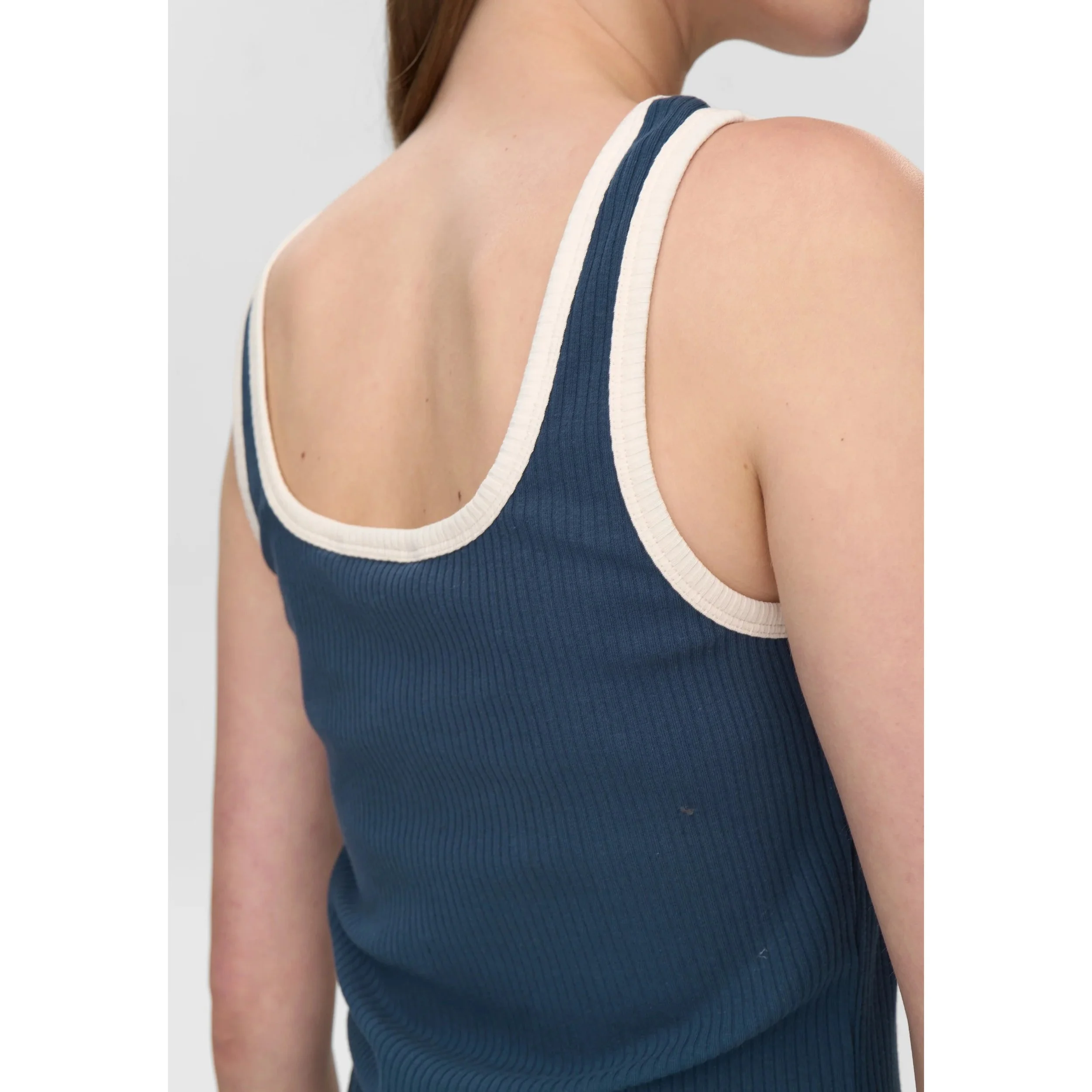 imgi_15_Odette_tank_top_4589-Top-246074589-4027_Insignia_blue-3.jpg
