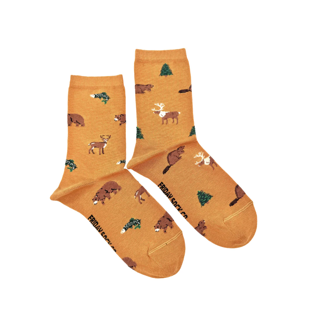 imgi_176_CTDG0006_Womens_Wildlife_TDG_Mismatched_Socks.png