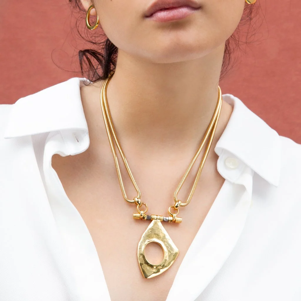HeirloomPendant_Short_gld_1024x1024.jpg