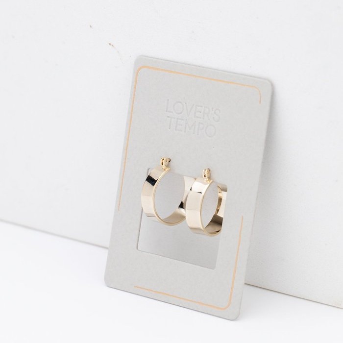 ZbS2WybRvOsnHyY6I77h_Chloe_20mm_Hoop_Earrings_-_Gold_CRD_IND_WEB_57aa5b32-236f-4200-83bc-8509ae5d65f7_1024x1024.jpg