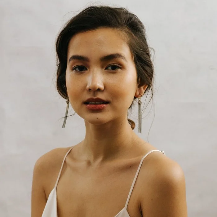 0yNZv3rQxSCgWdeAMqdm_Siene_Fringe_Earrings_-_White_MDL_LIF_WEB_1024x1024.jpg