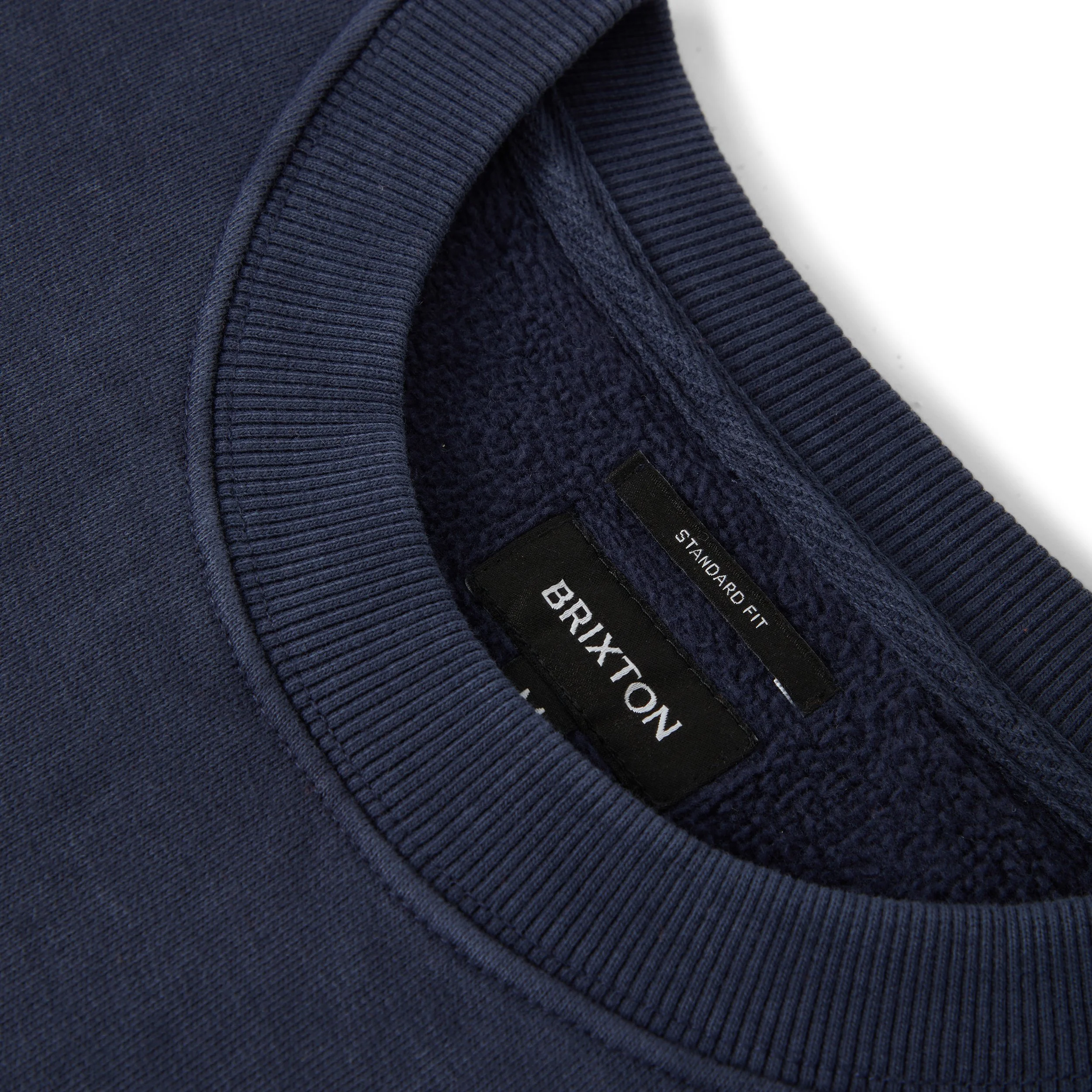 BRIXTON-BASELINE-CREW-FLEECE_23050_WHNVW_002.jpg