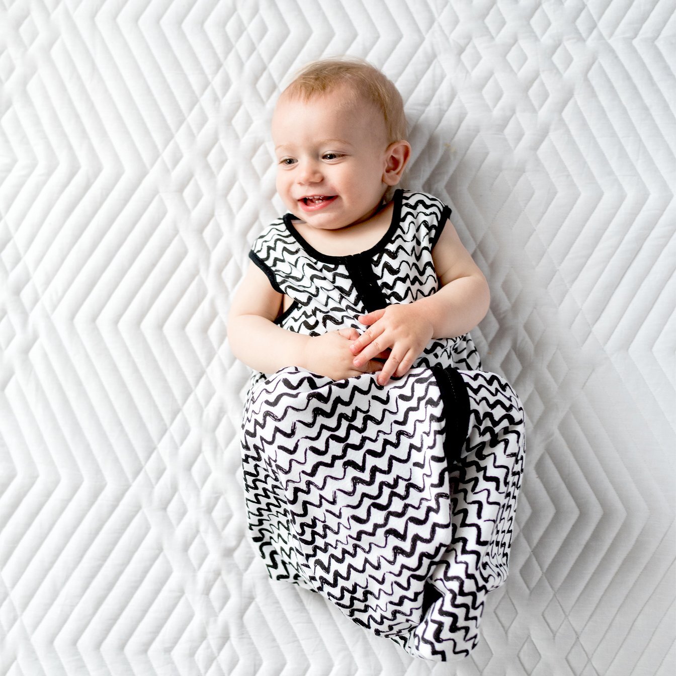 Black &amp; White Zigzag Sleep Bag