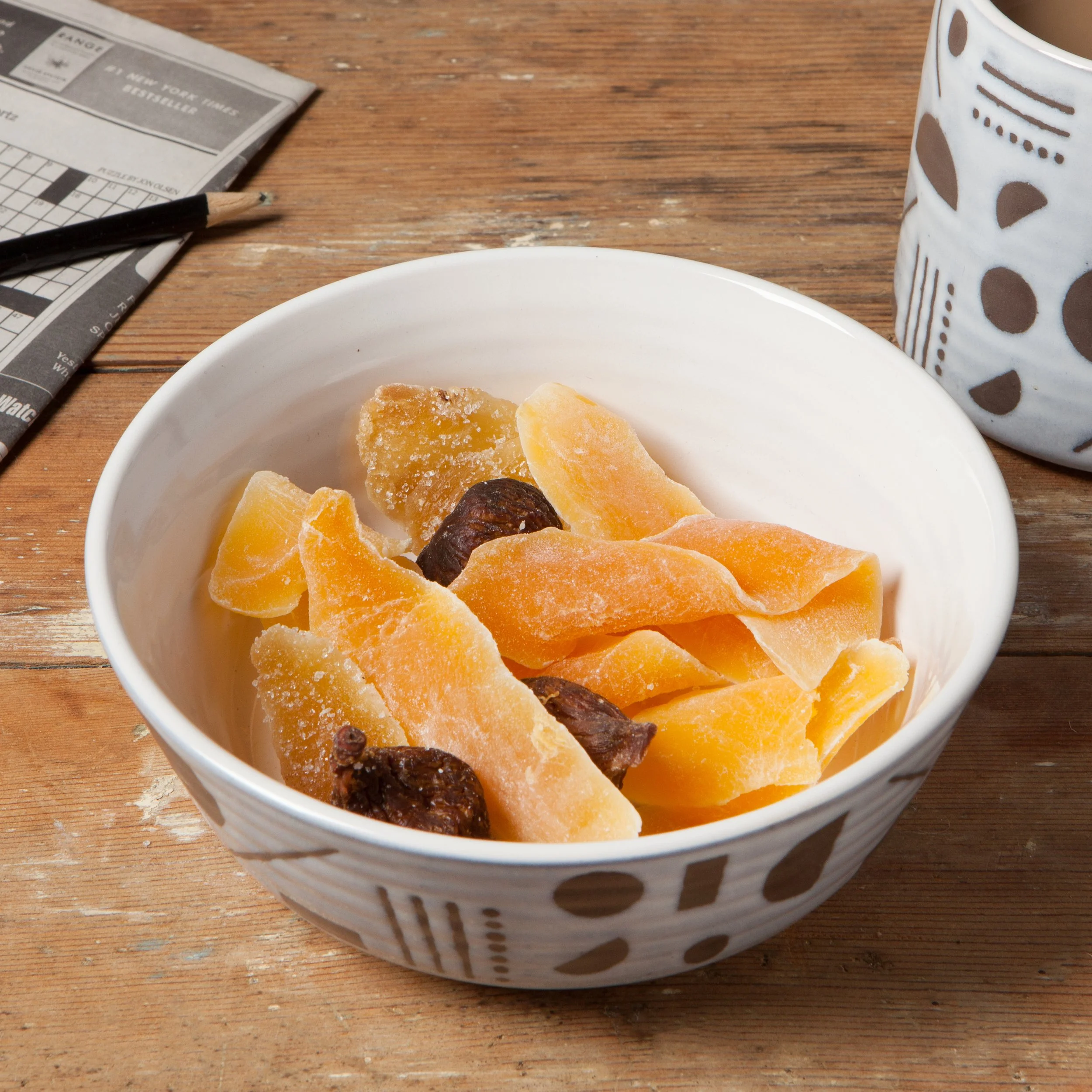 7002577_Danica_Studio_Imprint_Bowl_Domino_am2.jpg