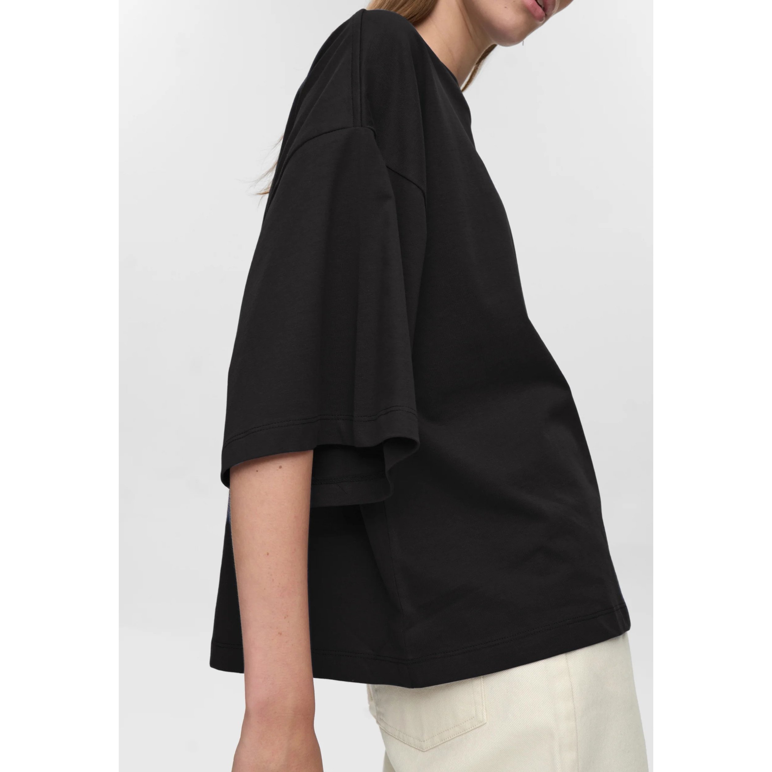 imgi_82_Mira_t-shirt_G029_GOTS-Short_Sleeved_T-shirt-24061G029-40.jpg