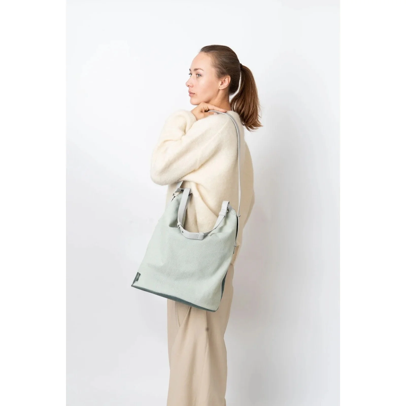 imgi_12_EMMETT_DENIM-Tote_Bag-2503-093-102000-481_Teal_Tones-3.jpg