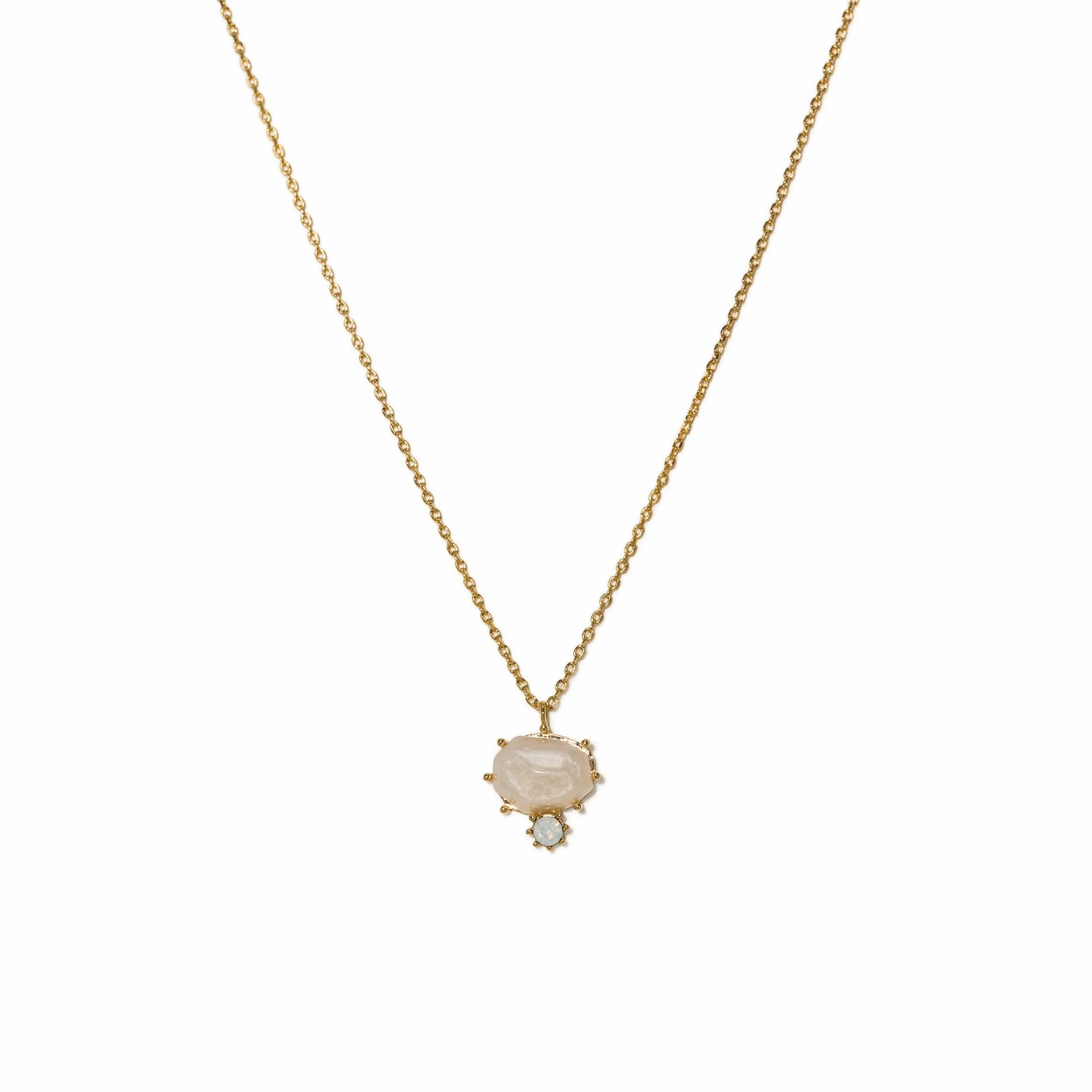 imgi_537_Marbelle_Pendant_Necklace_-_White_1x1_DSC0073-Edit_702eab3a-d4ea-46a1-b368-fec5e581c9b9.jpg