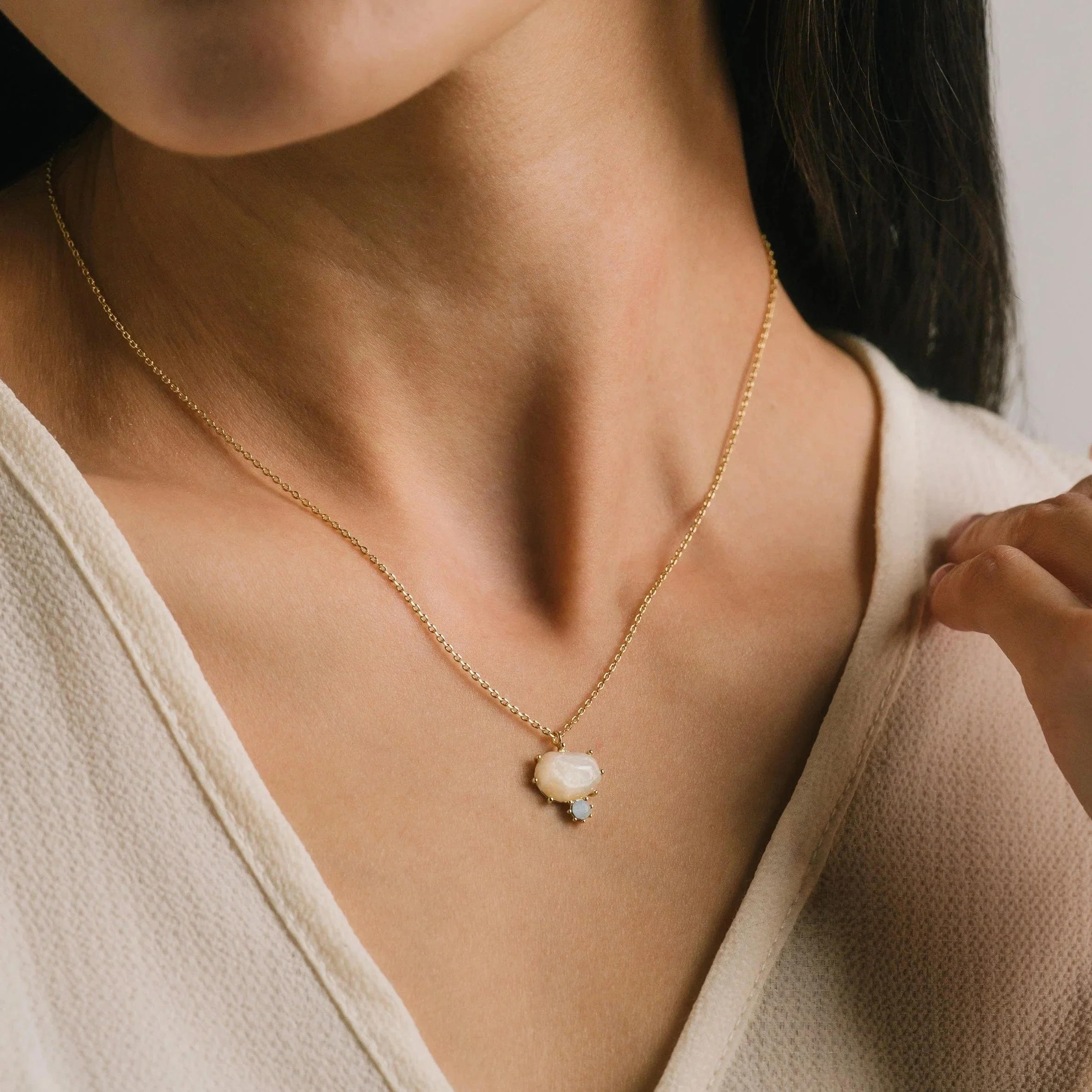 imgi_534_MarbellePendantNecklace-White_1x1_DSC9902-Edit.jpg