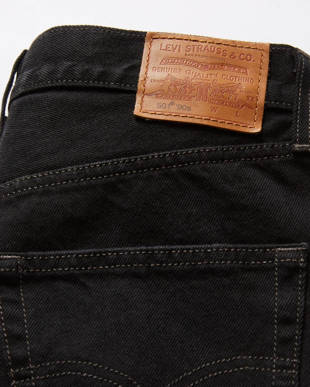 Levi's - 501 90s Rinsed Blacktop — The Beau & Bauble