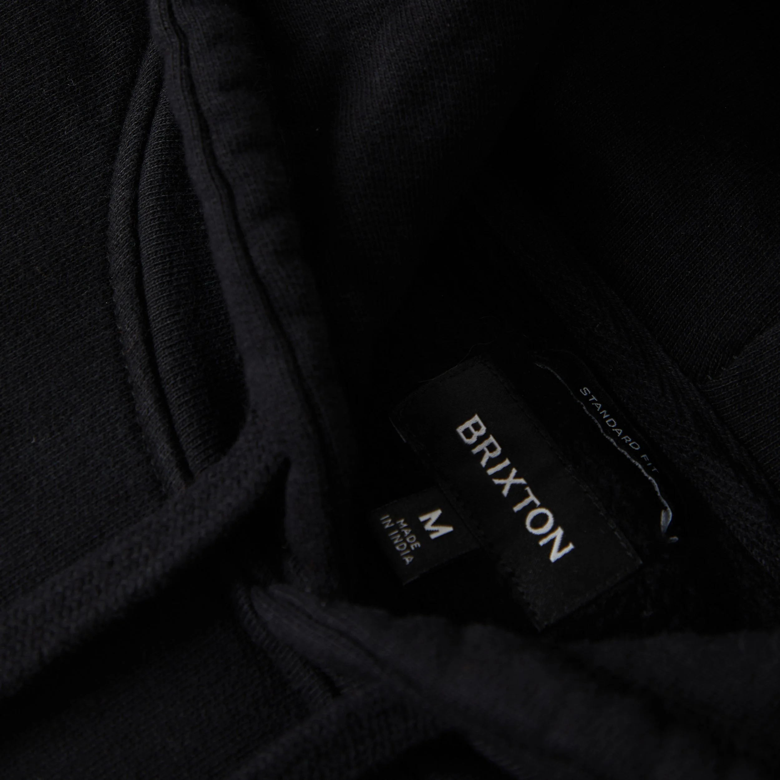 BRIXTON-BASELINE-HOOD-FLEECE_23051_BLKVW_002.jpg
