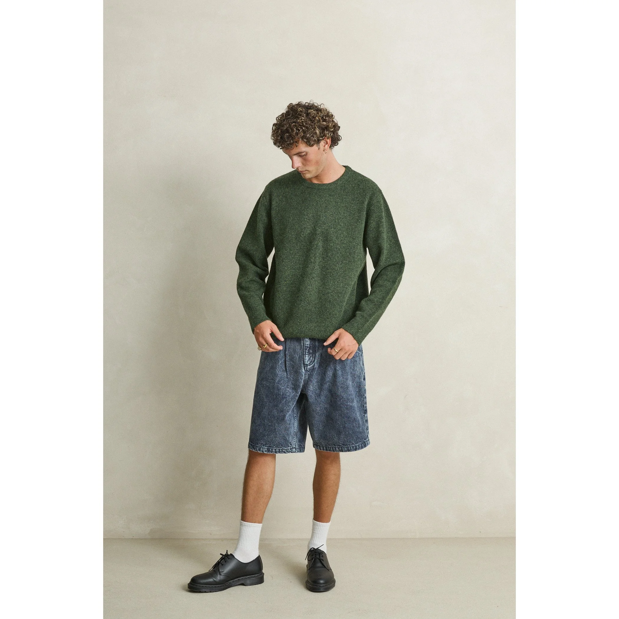 CD26M-KN04SW-OLI-RAGLAN-RIB-KNIT-SWEATER-OLIVE-1.jpg