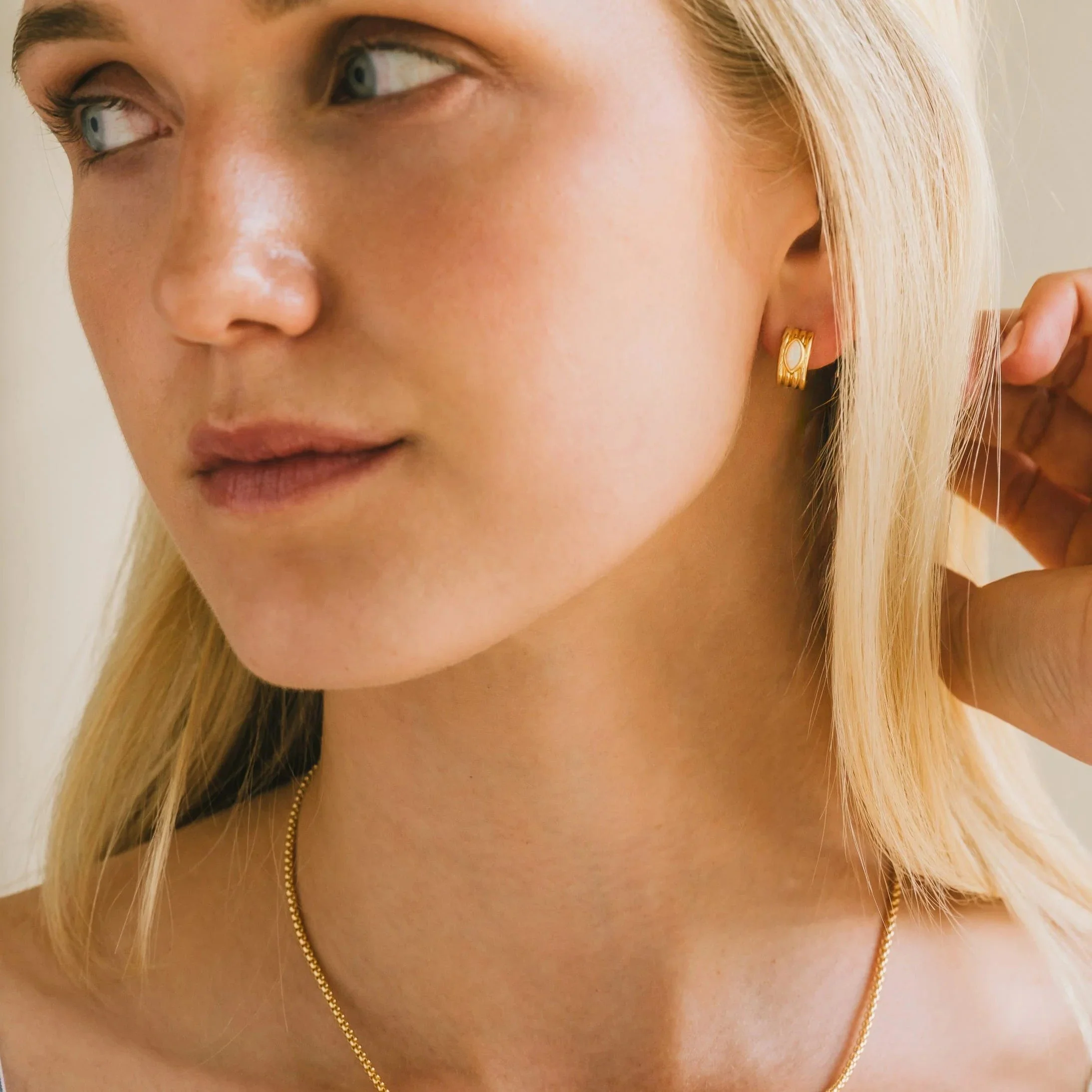 imgi_2_Marquise_Groove_Hoops-_Opal_Marquse_Groove_Necklace-_Opal_Hero_1x1_JZ82226-Edit_1.jpg