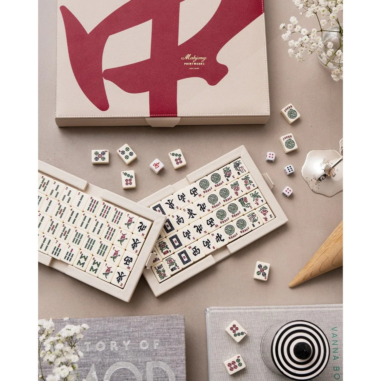 imgi_162_Printworks_mood_vegan-leather_mahjong_1.jpg