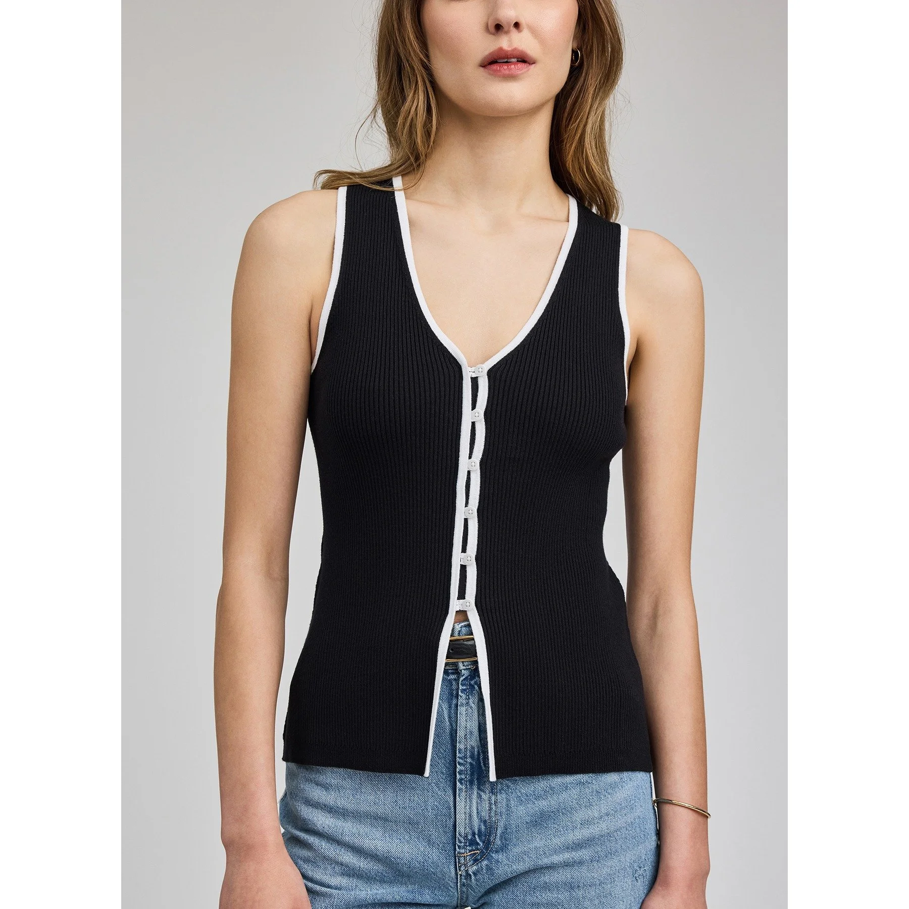 imgi_40_GF2603-3098_BLACK_3 (1).jpg