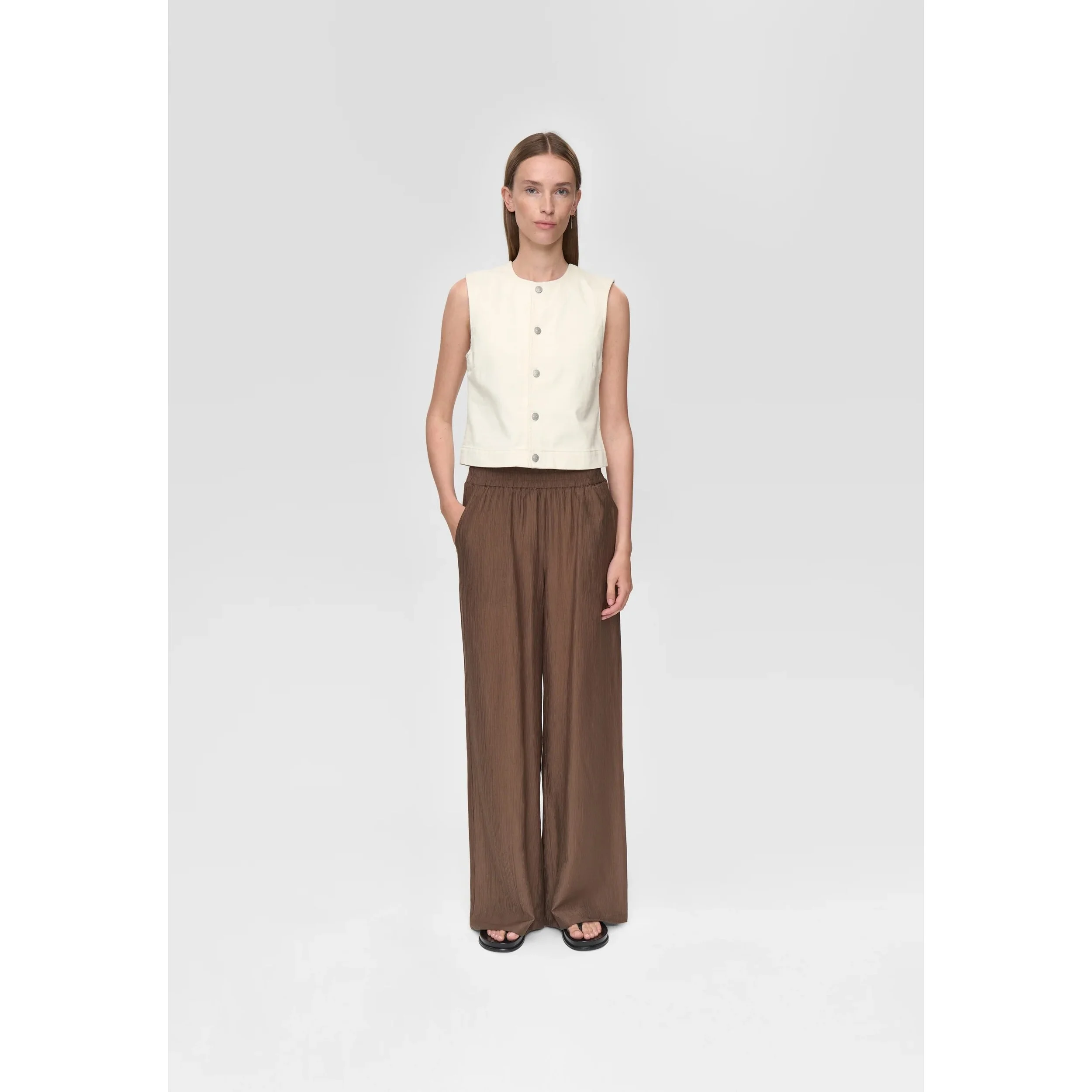 imgi_12_Rosies_pants_4587-Casual_Pants-235134587-0909_Fossil.jpg