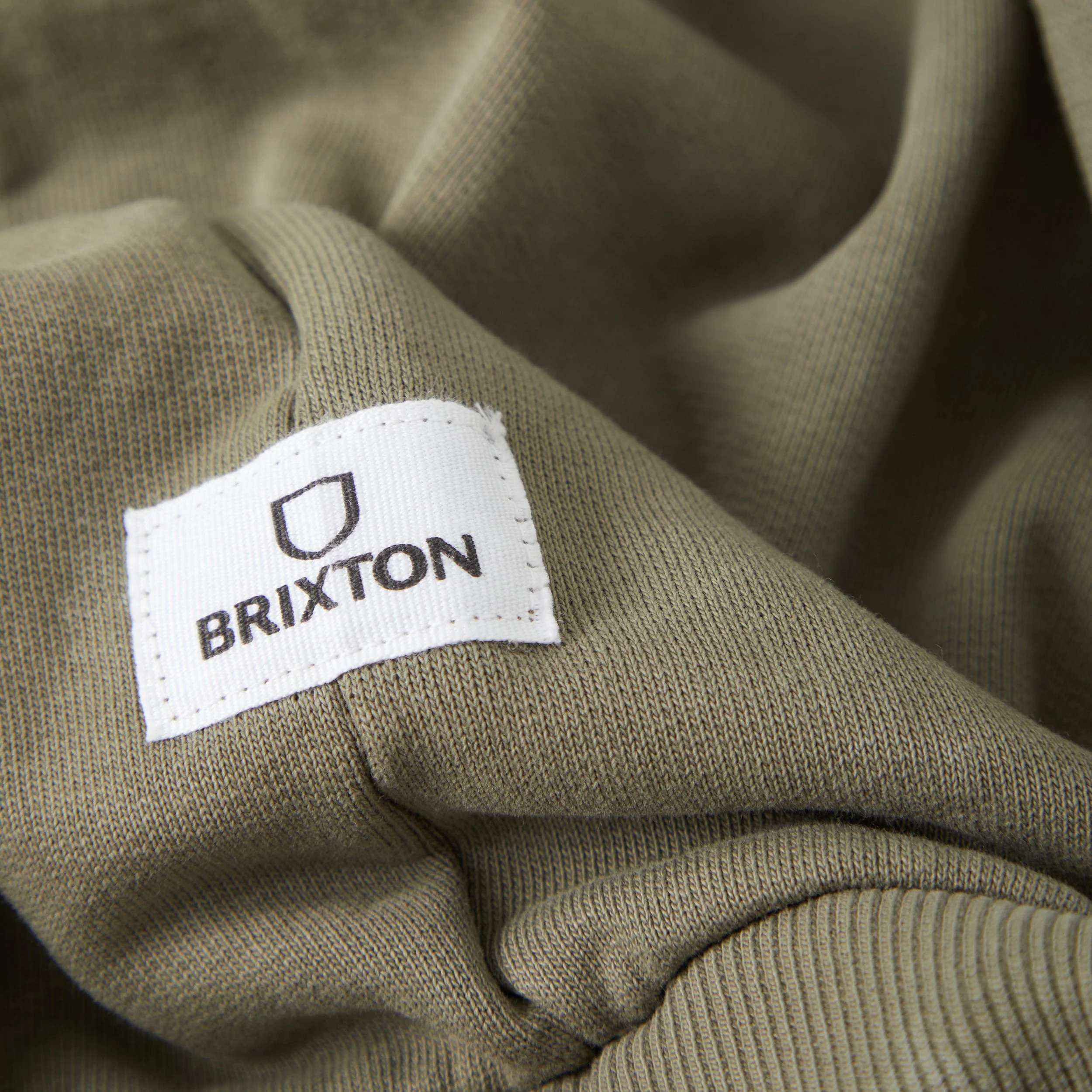 BRIXTON-BASELINE-CREW-FLEECE_23050_OVSVW_004.jpg