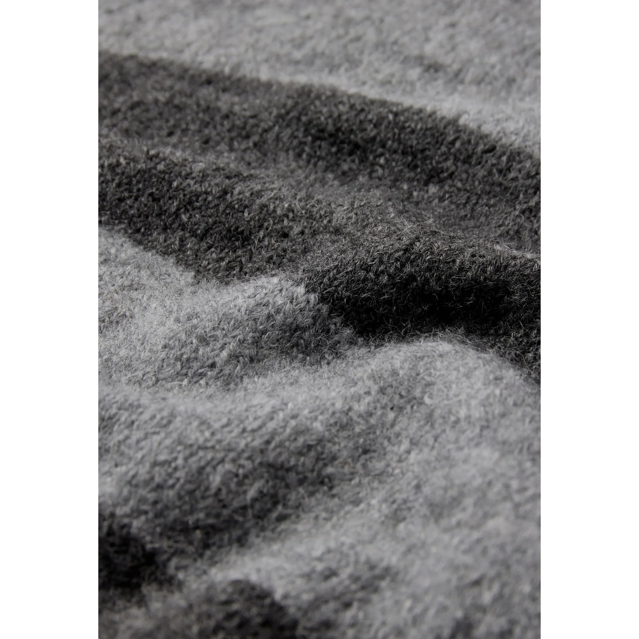 imgi_367_Fraser_jumper_4795-Jumper-244244795-1912_Volcanic_Ash-5.jpg