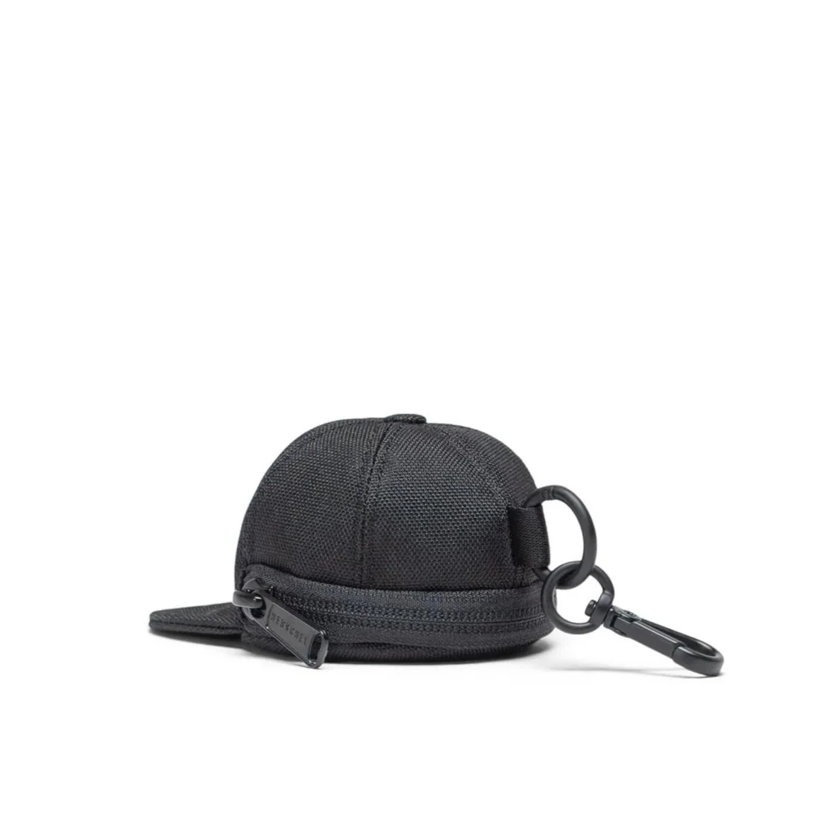 imgi_109_herschel-travel-accessories-black-herschel-sylas-classic-cap-bag-charm-black-1241107999.jpg