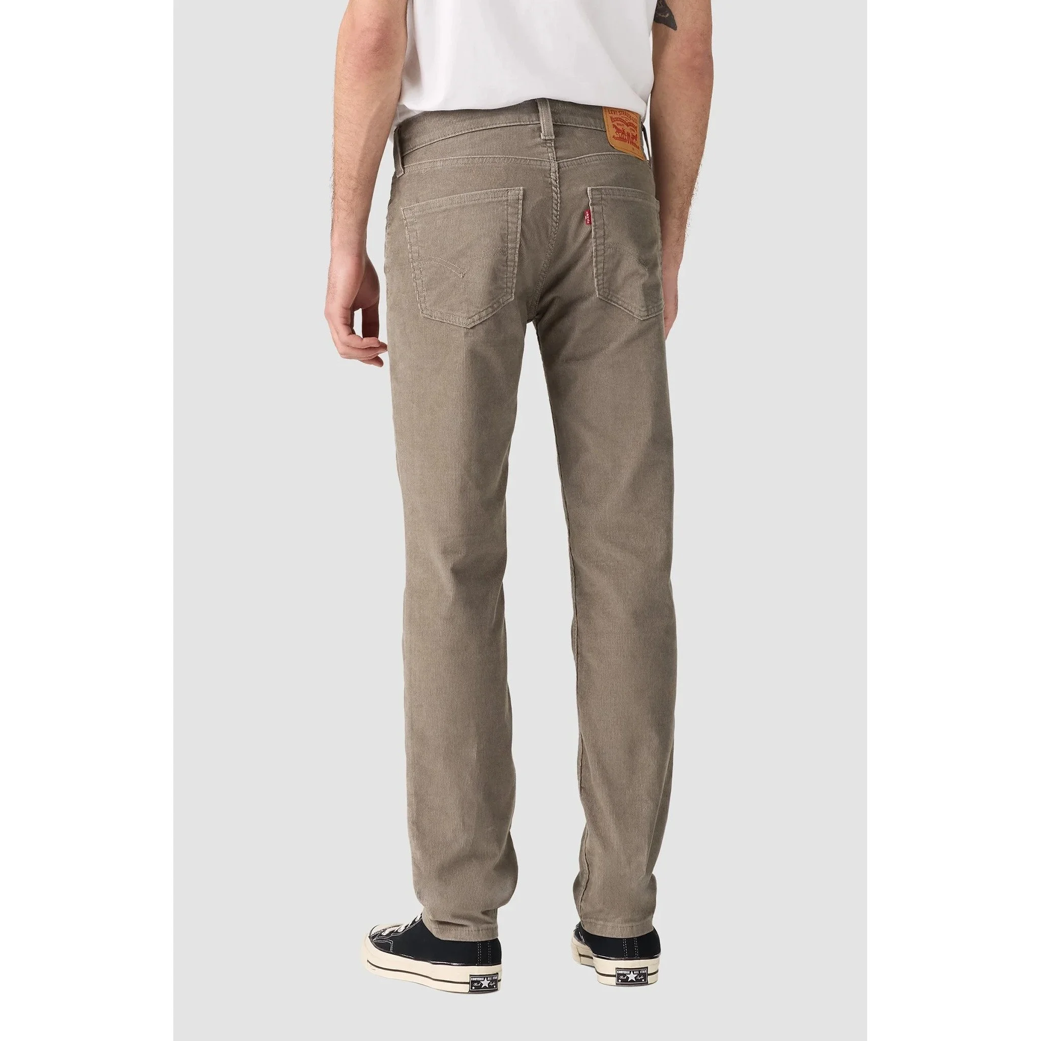 imgi_5_levis-511_-slim-fit-corduroy-smokey-taupe-3_ae3d7257-76a5-4df9-a180-7270edb452fe.jpeg